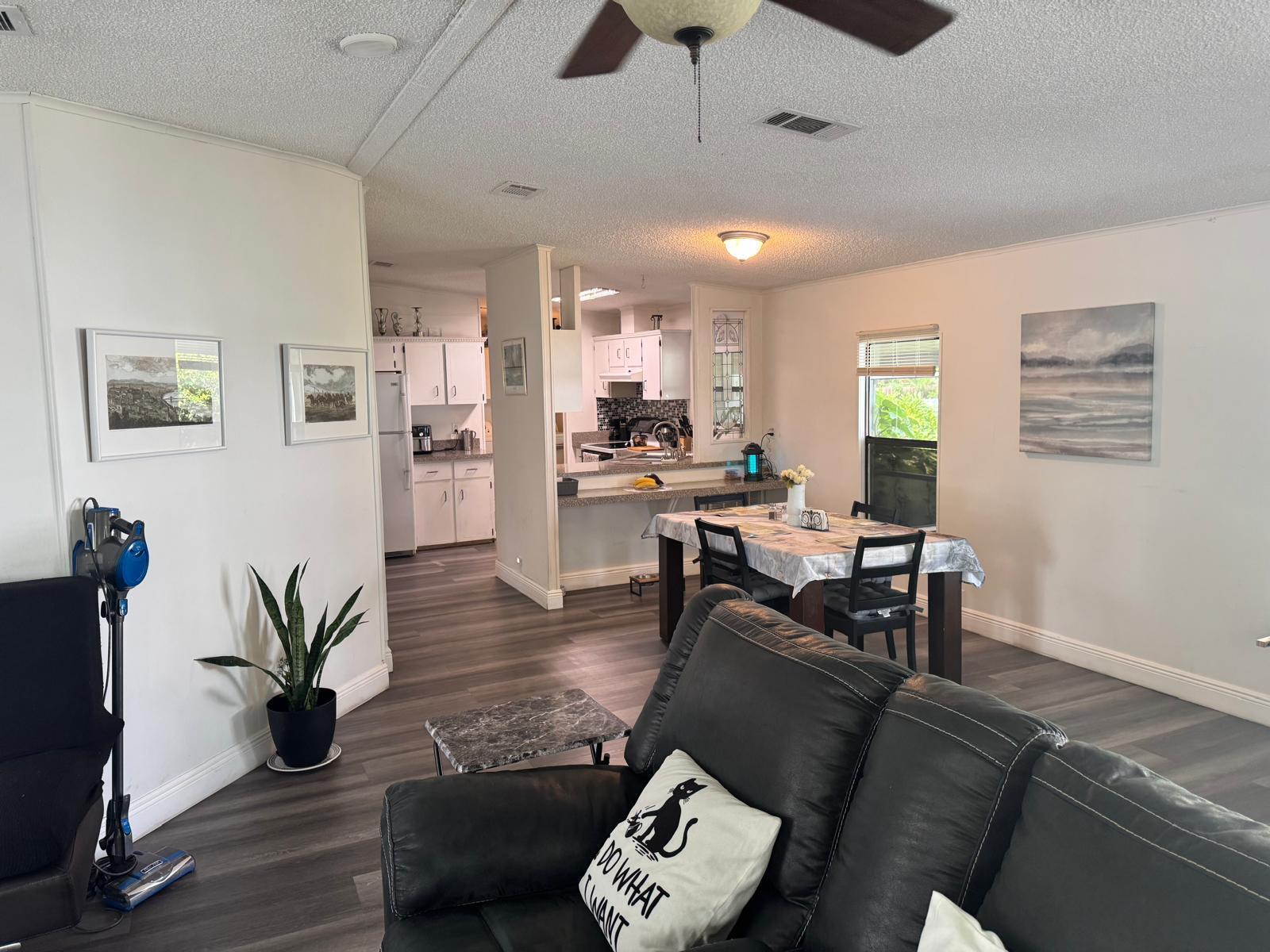 6059 Palm Harbour Drive