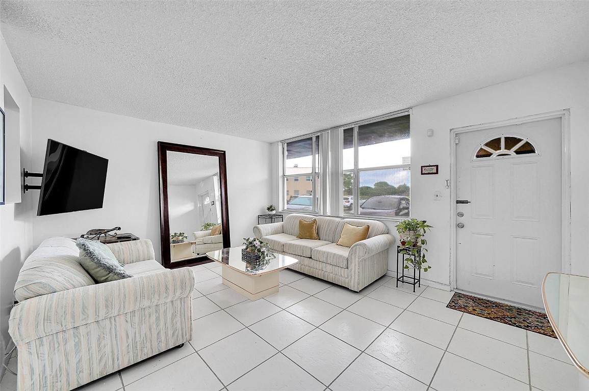 Sunrise Lakes Phase 3 - Residential