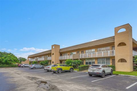 9061 Sunrise Lakes Blvd 102 Sunrise FL 33322