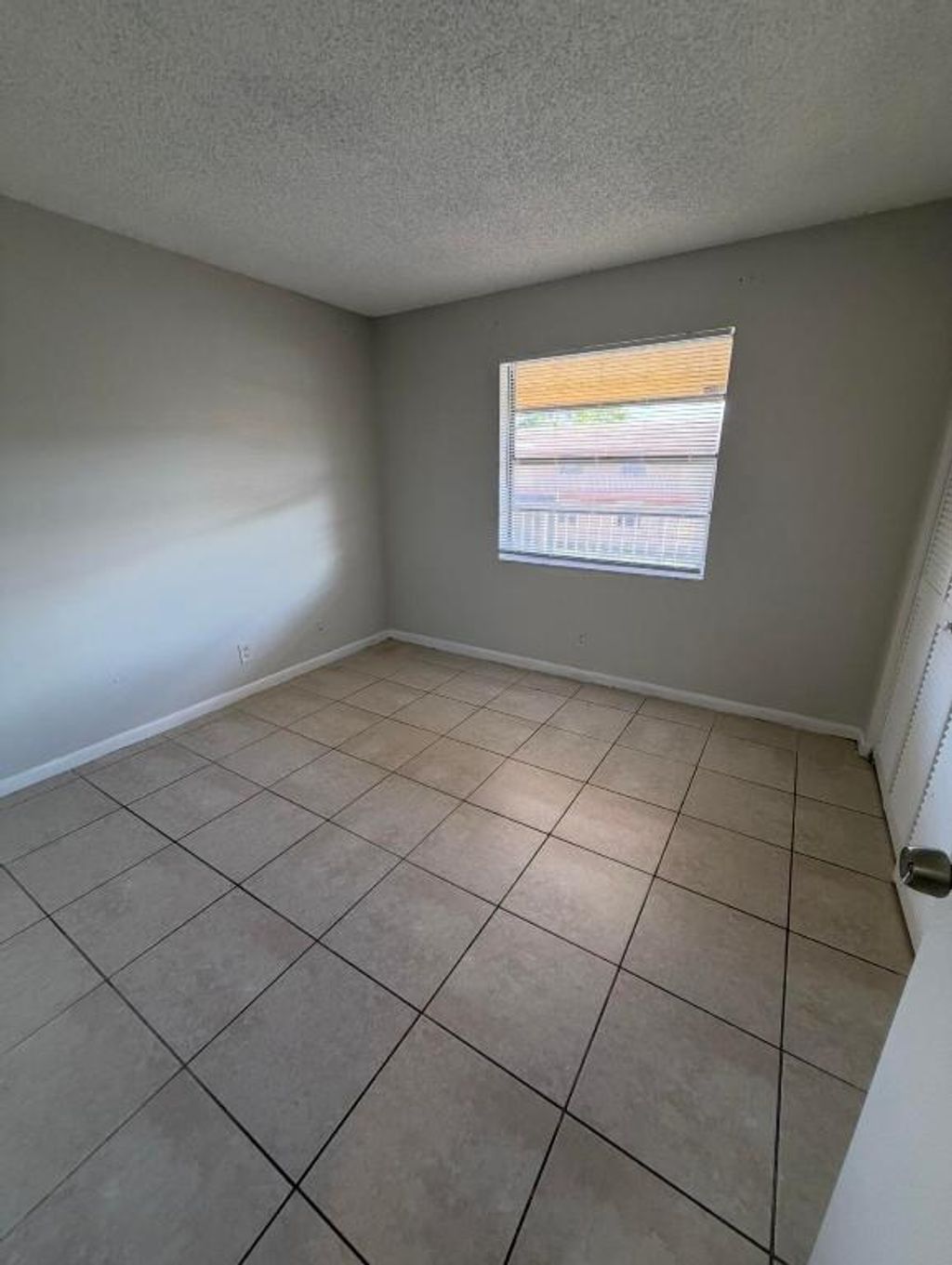 Photo of 95 NE 41st Street #K162, Oakland Park, FL 33334 (MLS # R11156082)