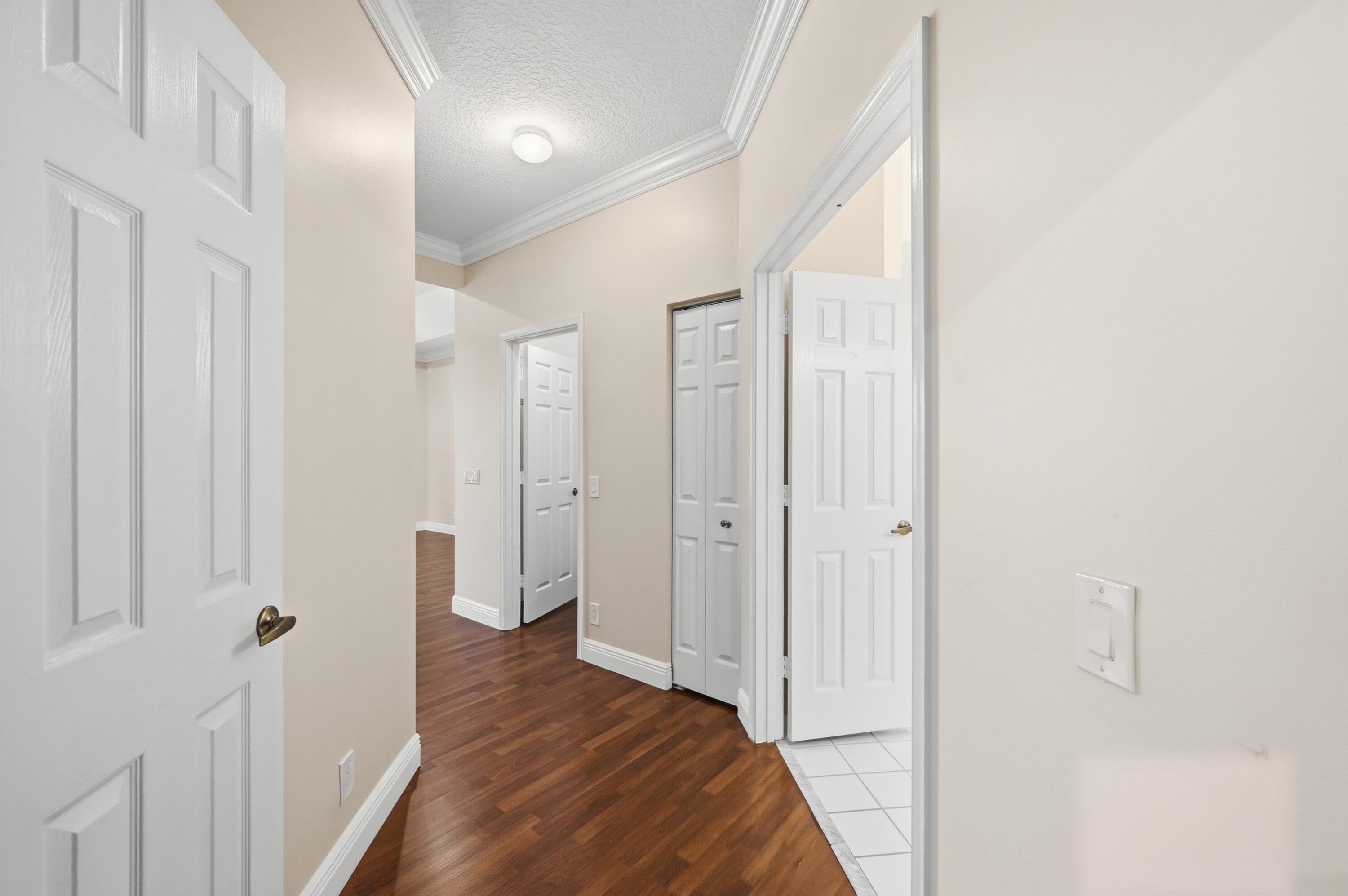 EAGLE TRACE / EAGLE LANDING - Residential