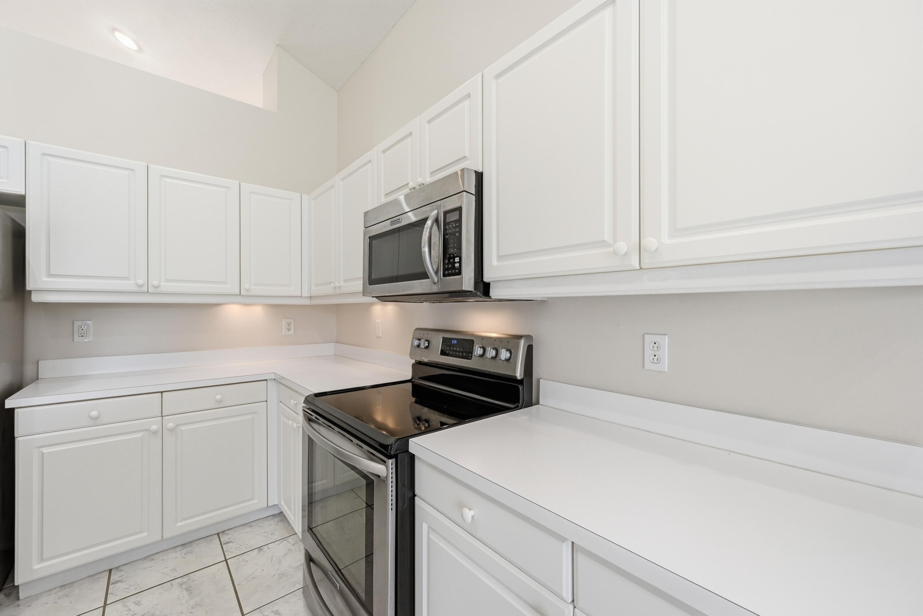 EAGLE TRACE / EAGLE LANDING - Residential