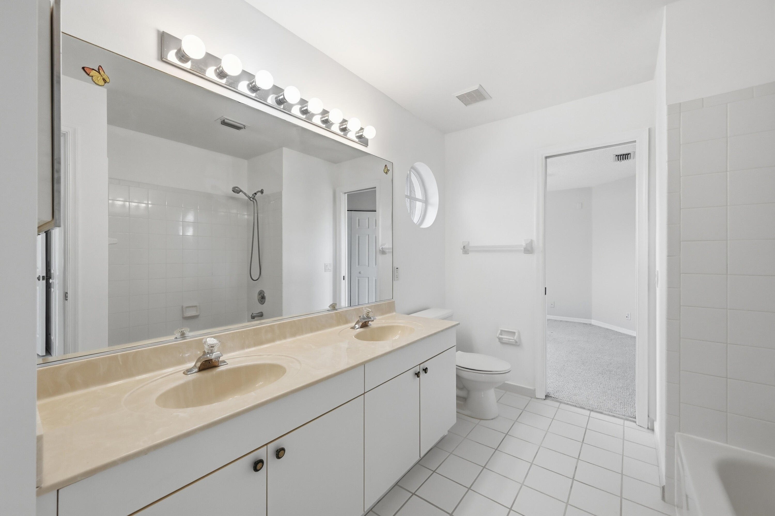 EAGLE TRACE / EAGLE LANDING - Residential