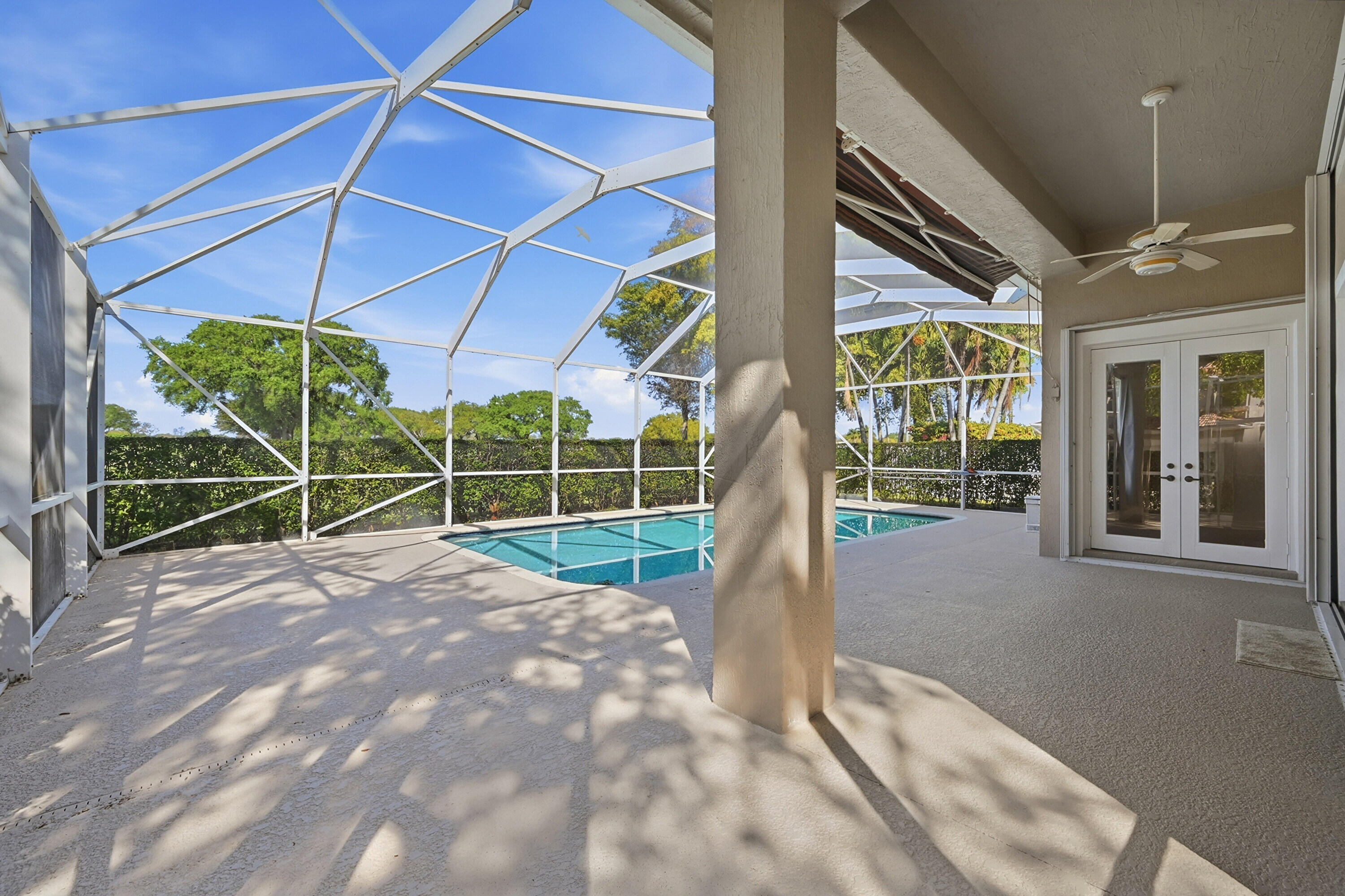 EAGLE TRACE / EAGLE LANDING - Residential