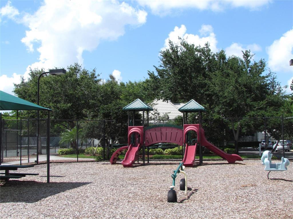 EAGLE TRACE / EAGLE LANDING - Residential