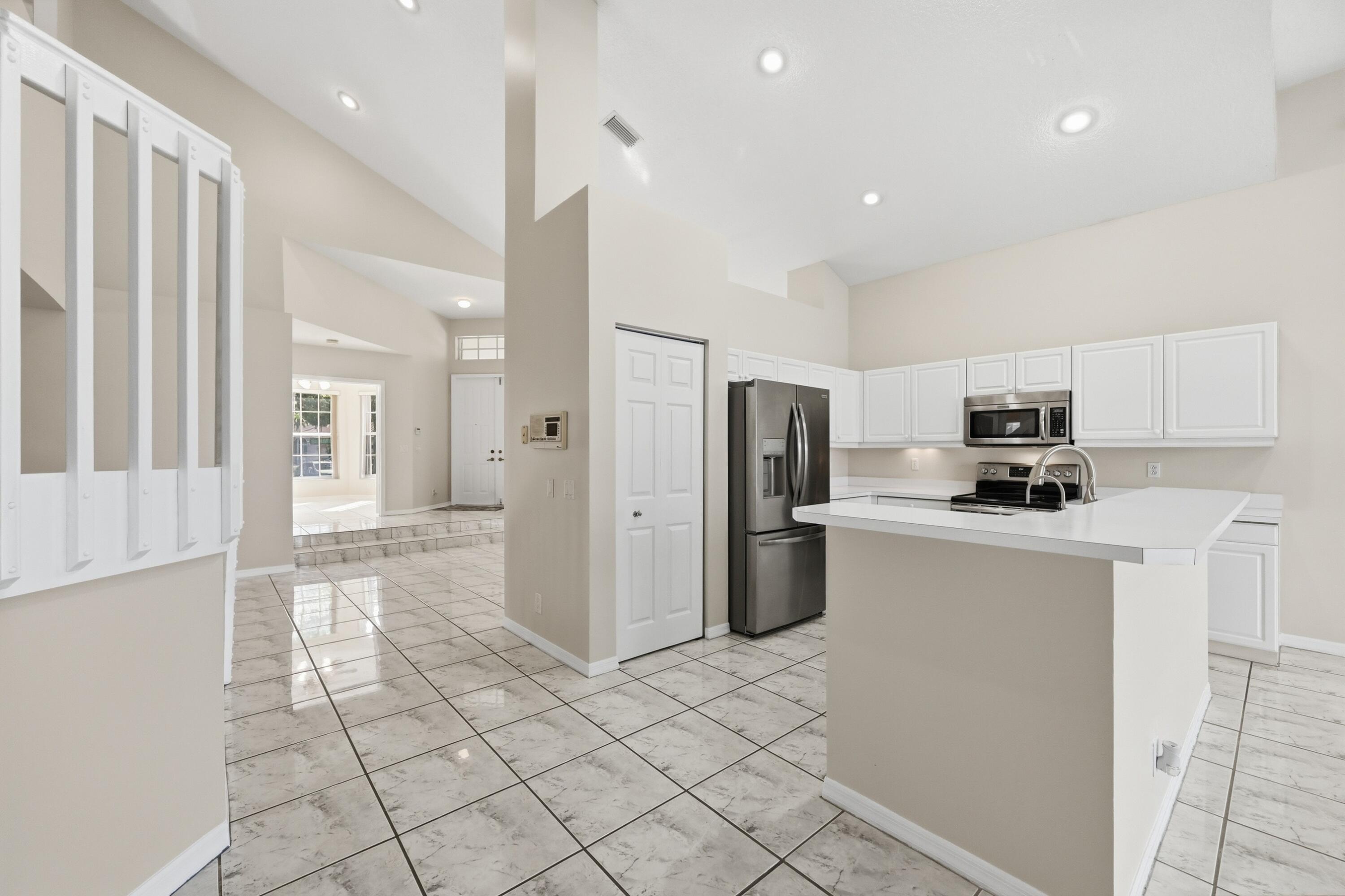 EAGLE TRACE / EAGLE LANDING - Residential