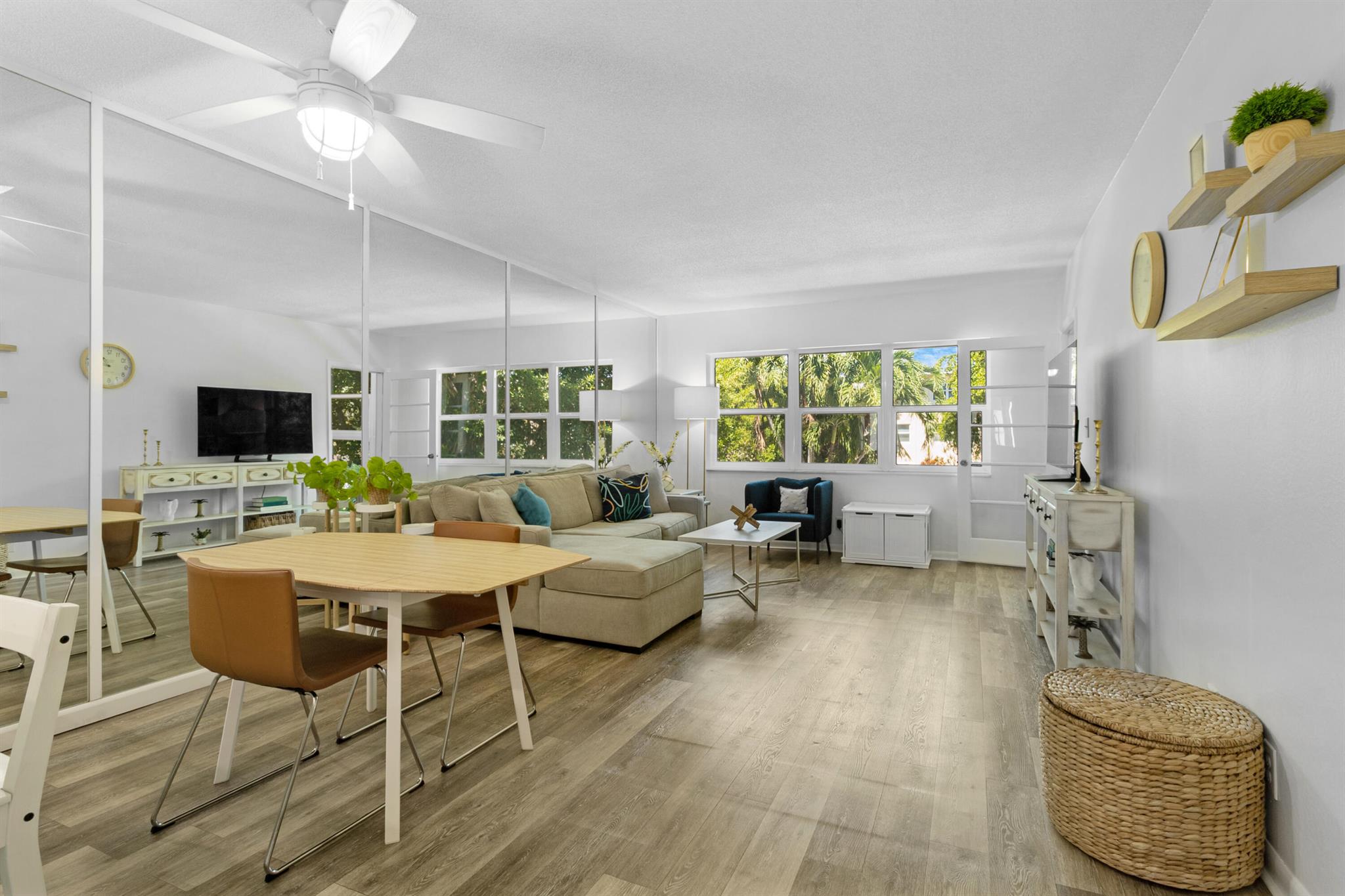 1481 S Ocean 208e