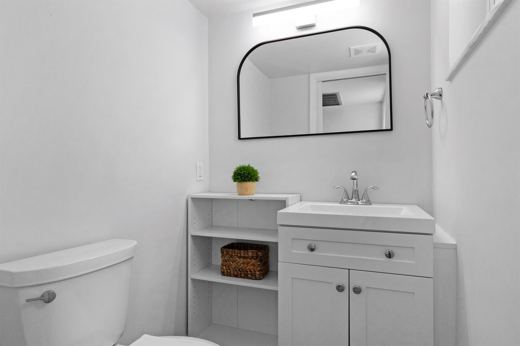 LEISURE GARDENS CONDO - Residential