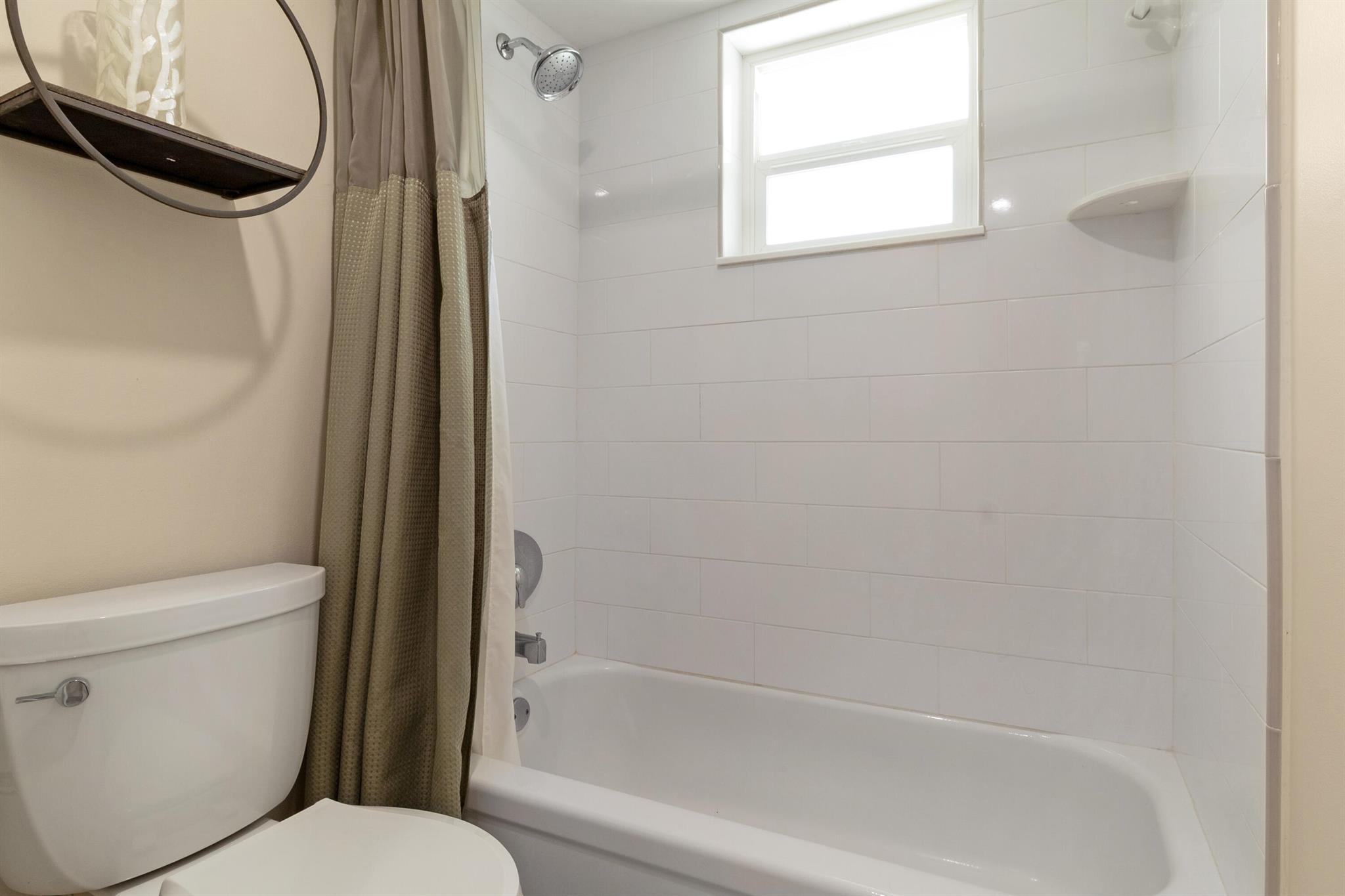 LEISURE GARDENS CONDO - Residential