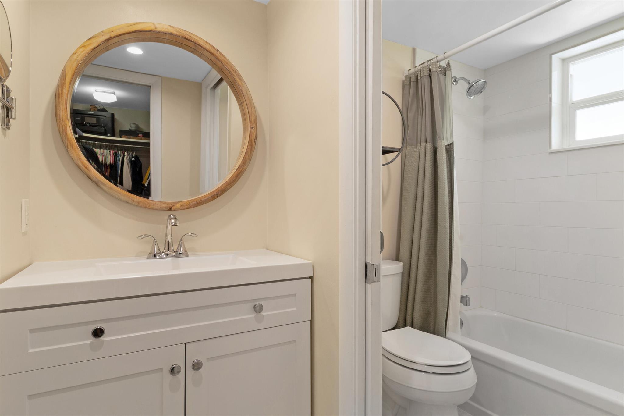 LEISURE GARDENS CONDO - Residential