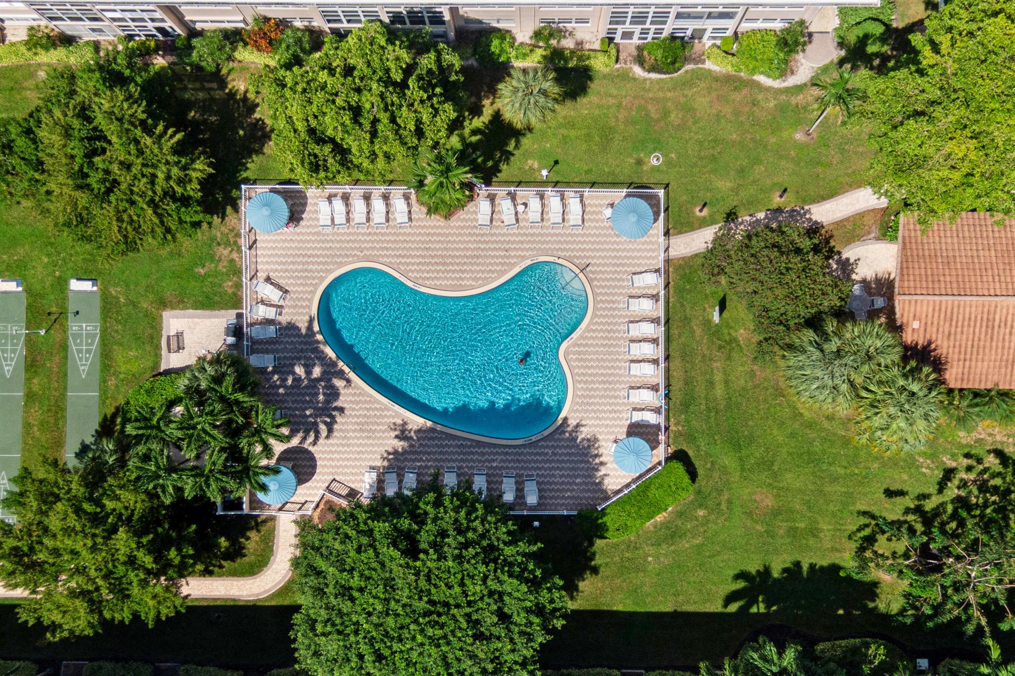 LEISURE GARDENS CONDO - Residential