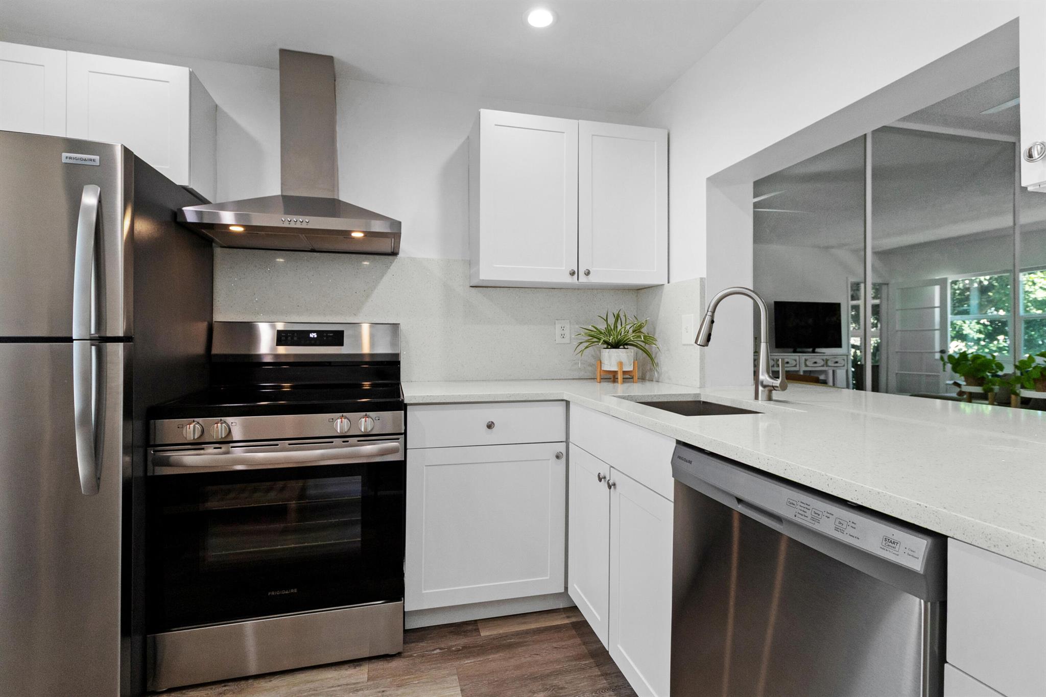 LEISURE GARDENS CONDO - Residential