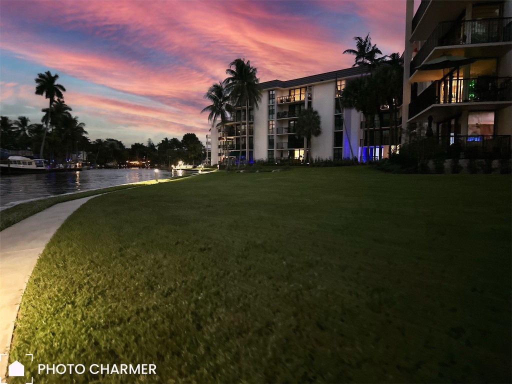River Reach Condominium - Residential