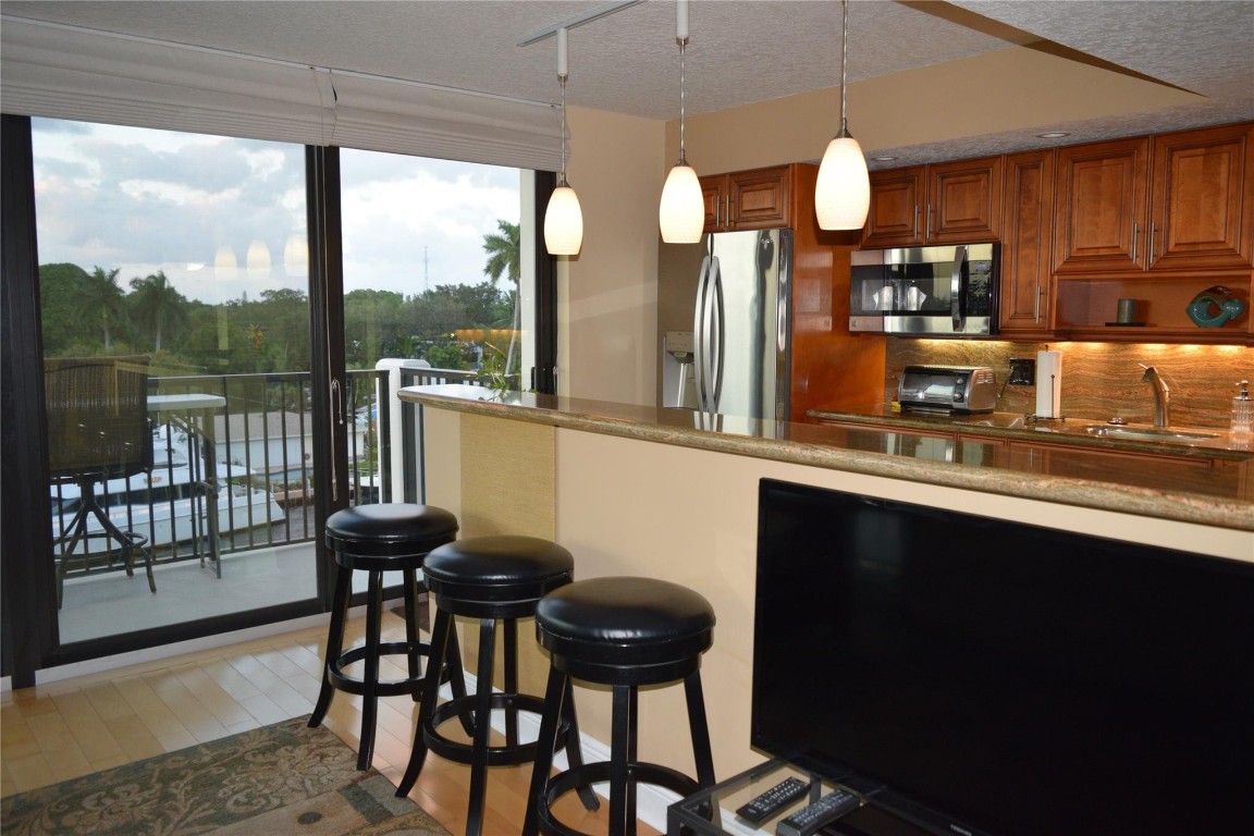 River Reach Condominium - Residential