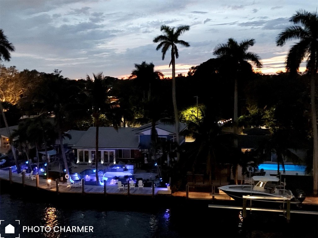 River Reach Condominium - Residential