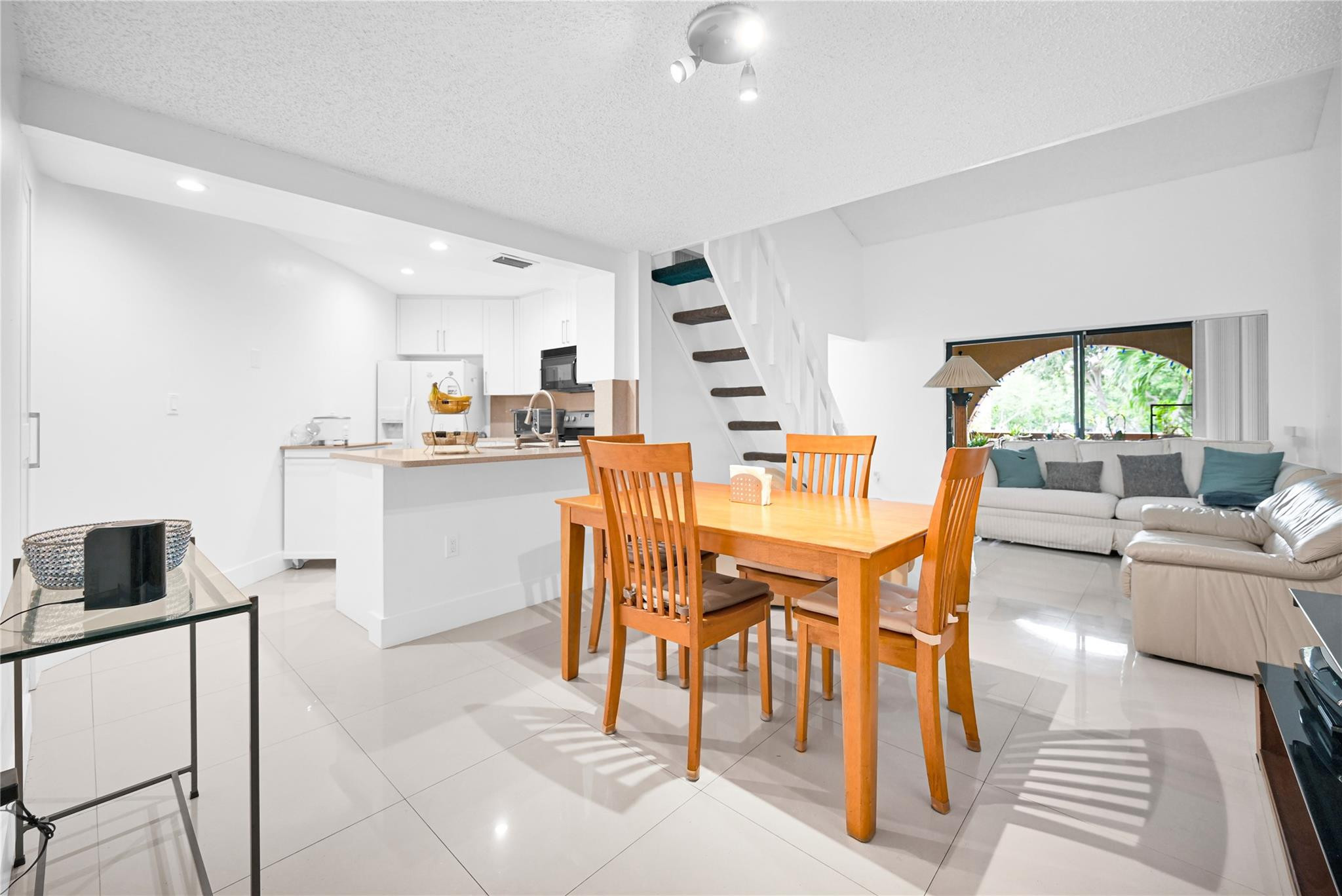 WEST FONTAINE CONDO - Residential