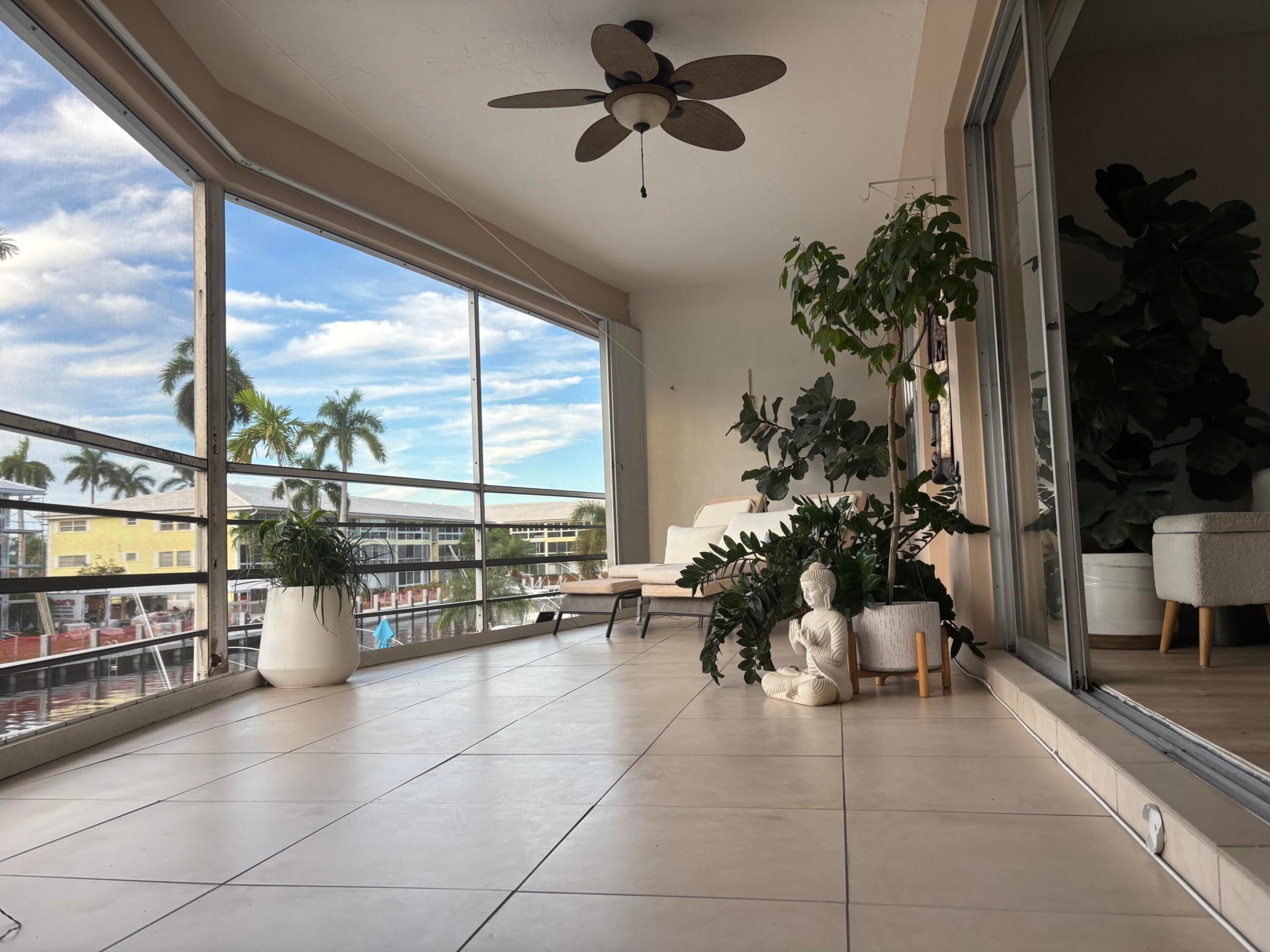 3050 NE 48th Street 205