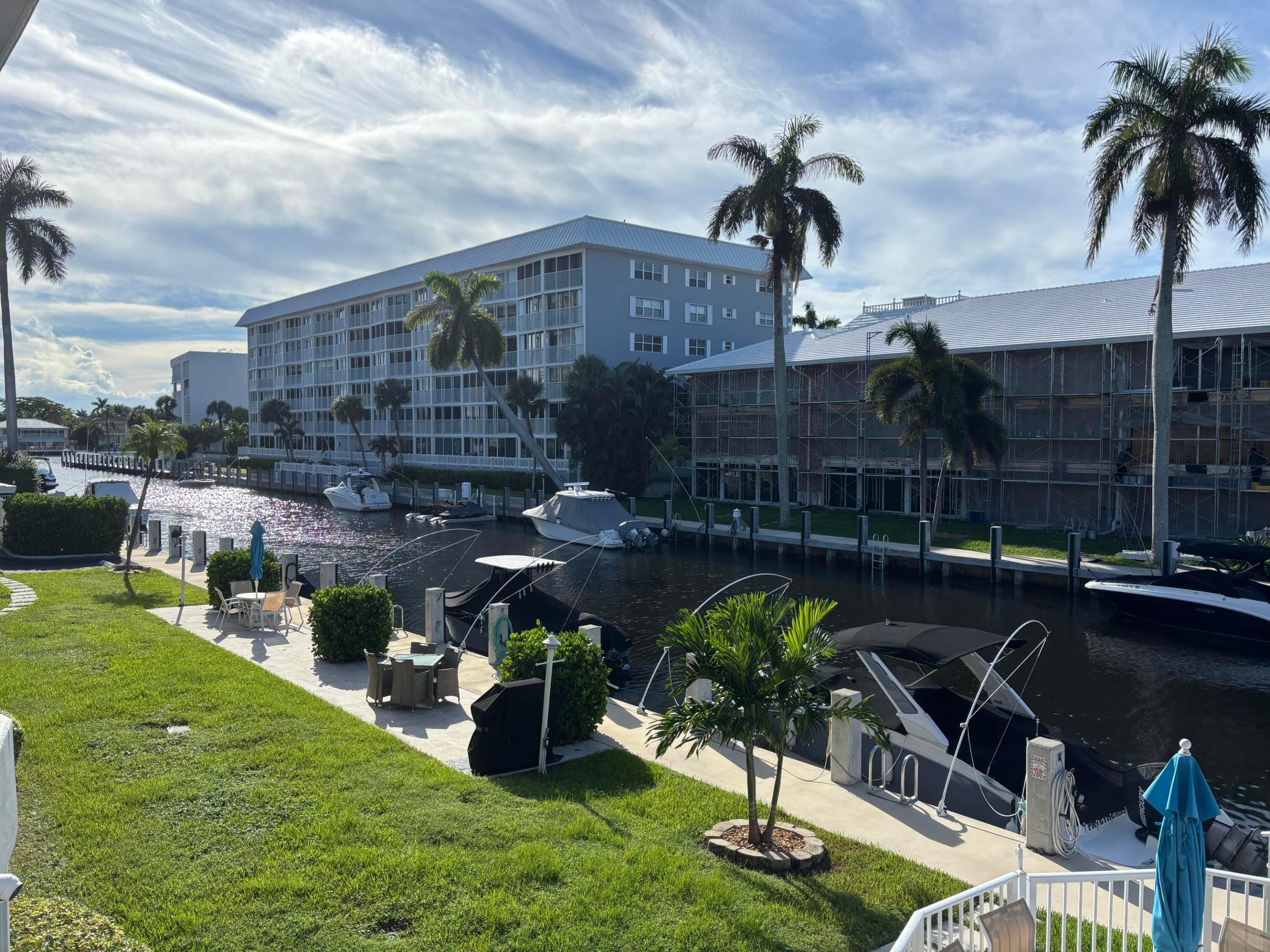 3050 NE 48th Street 205