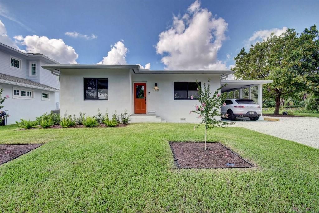 Photo of 240 Desota Rd, West Palm Beach, FL 33405 (MLS # F10282946)