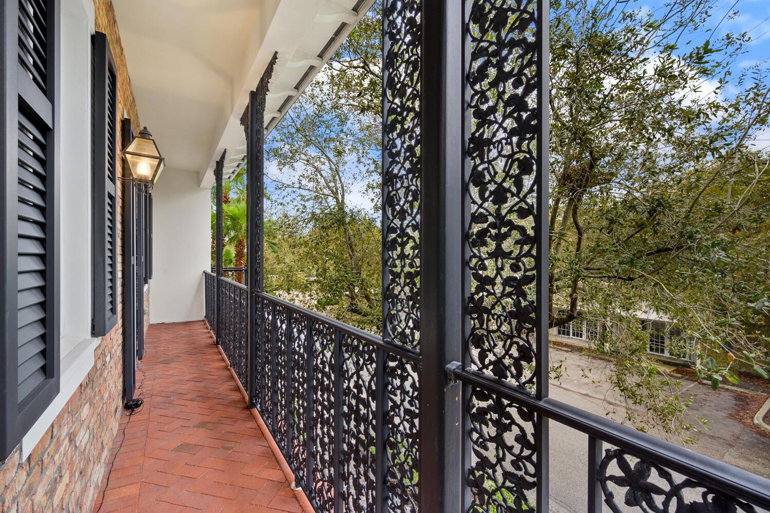 CANNERY ROW - Residential