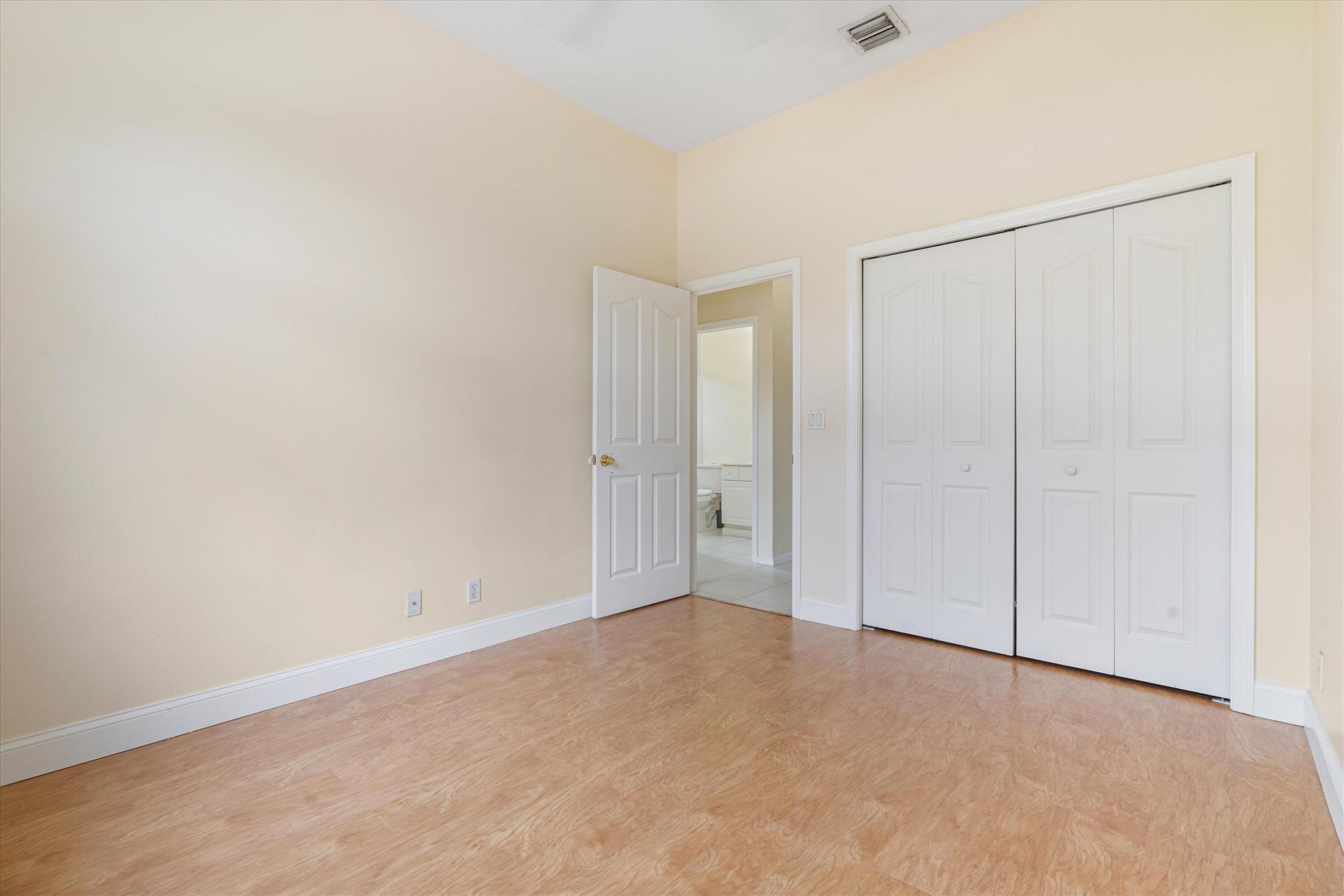 Palm Beach Country Estates - Residential