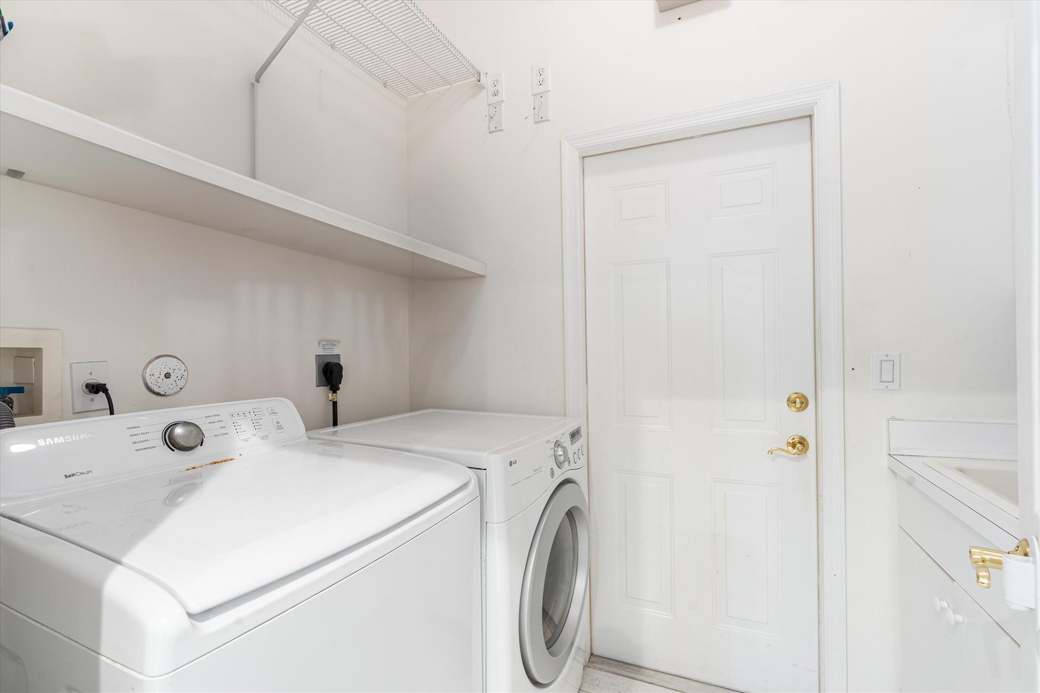 Palm Beach Country Estates - Residential