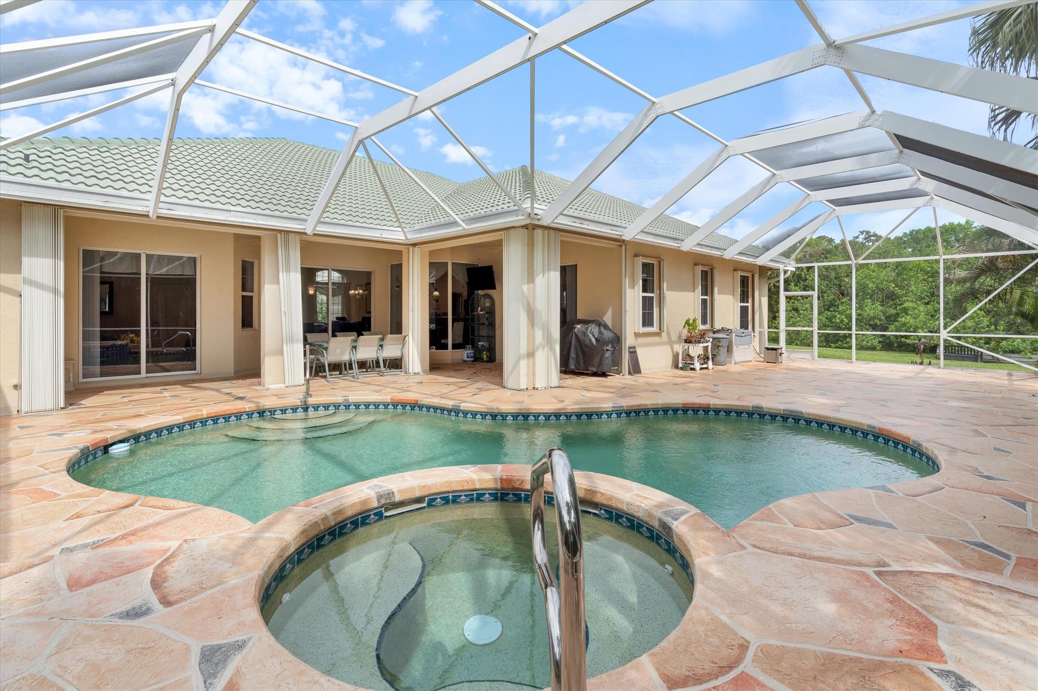 Palm Beach Country Estates - Residential