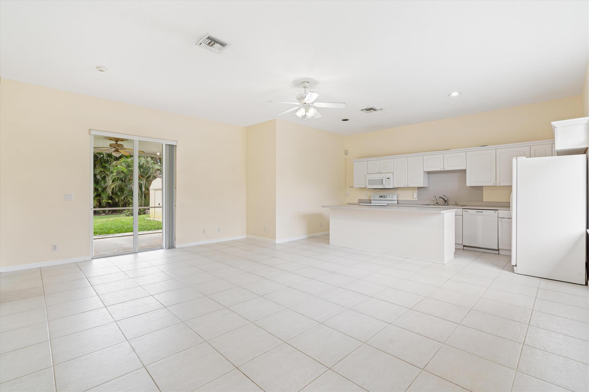 Palm Beach Country Estates - Residential