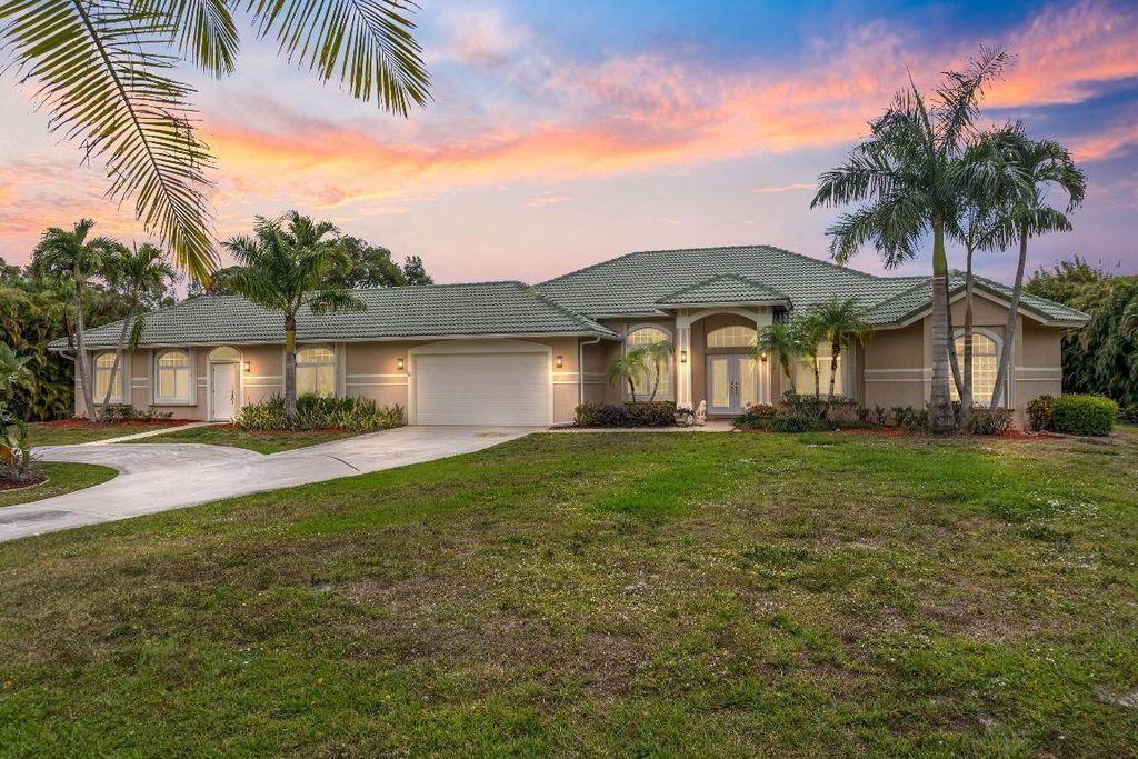 Photo of 15268 75th Avenue N, Palm Beach Gardens, FL 33418 (MLS # R11127403)