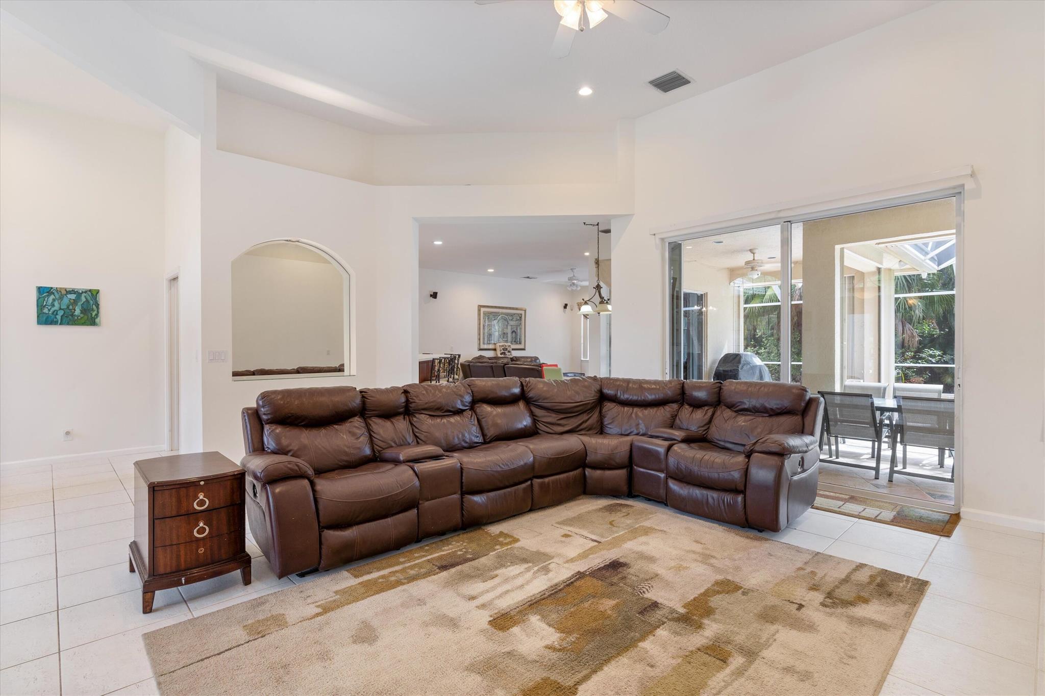 Palm Beach Country Estates - Residential