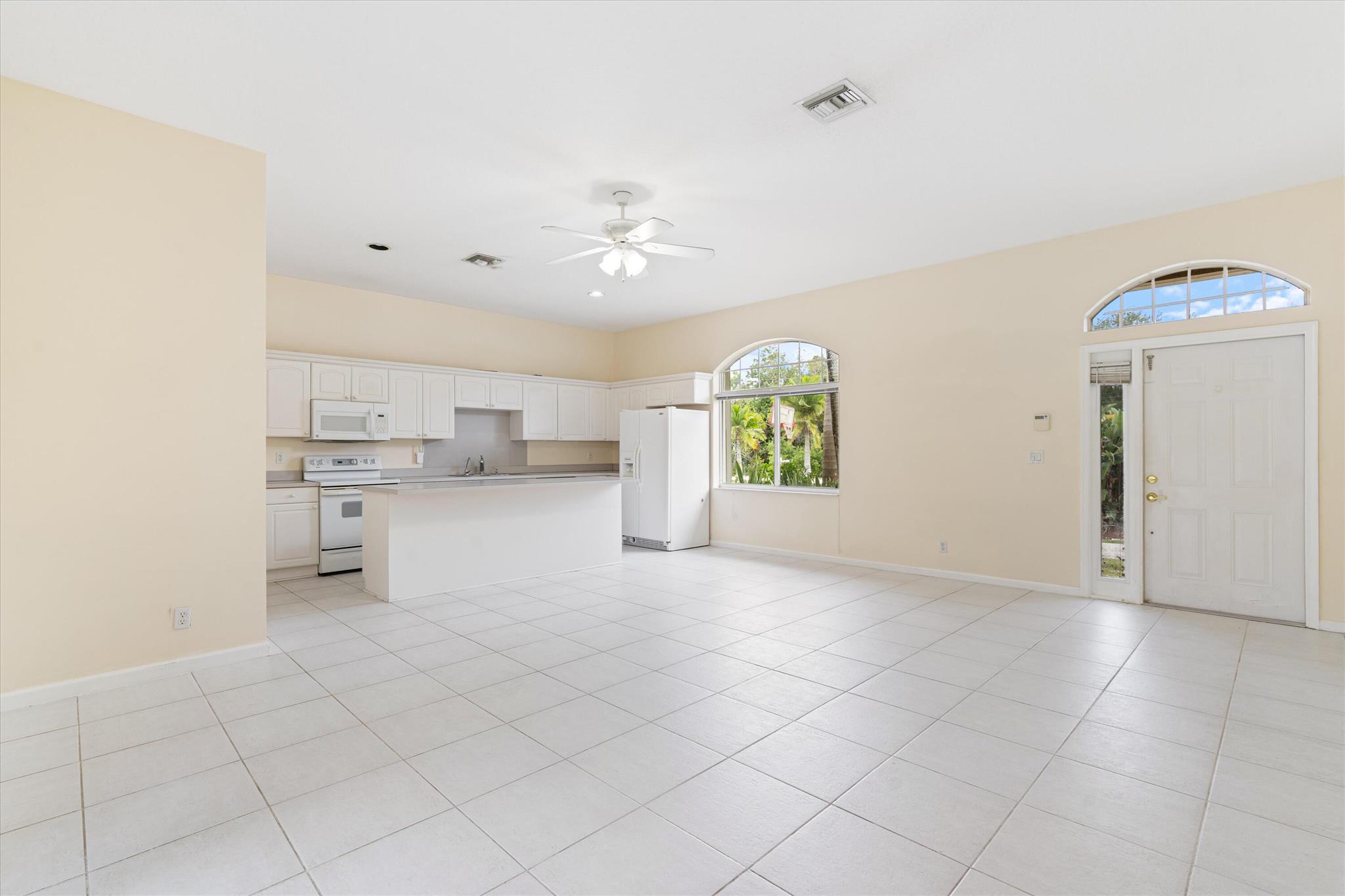 Palm Beach Country Estates - Residential