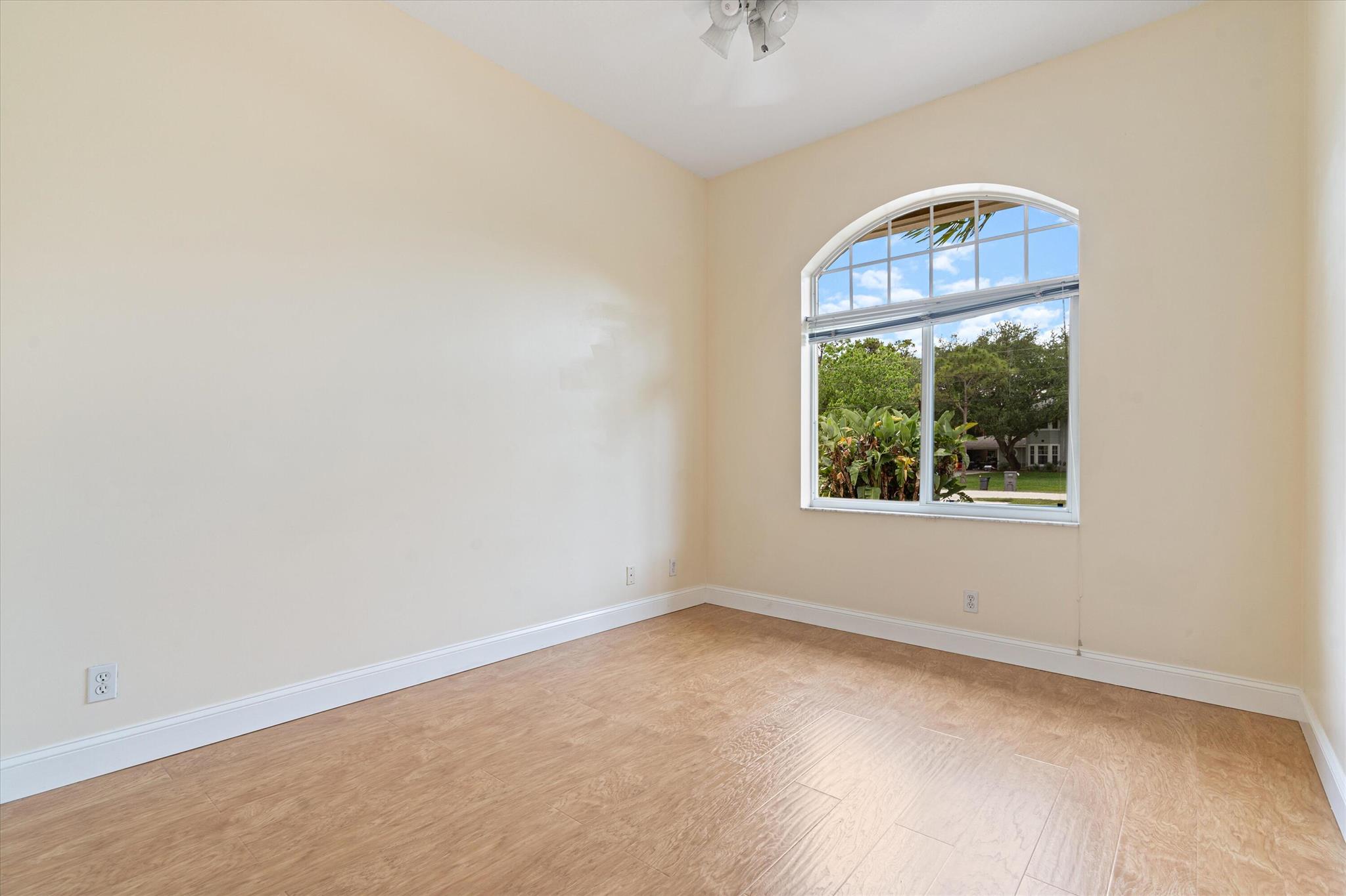 Palm Beach Country Estates - Residential