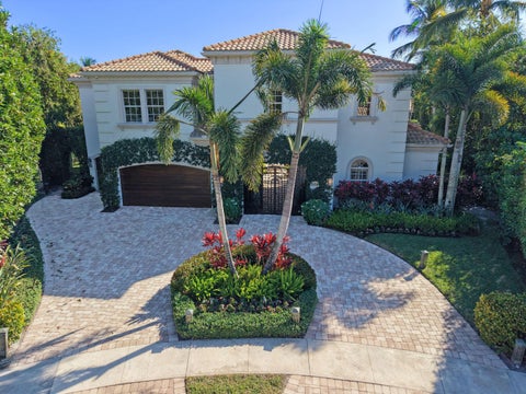 Tiny photo for 2508 Mizner Lake Court, Wellington, FL 33414 (MLS # B26068560)