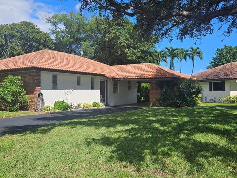 303 NW 42nd Street Boca Raton FL 33431