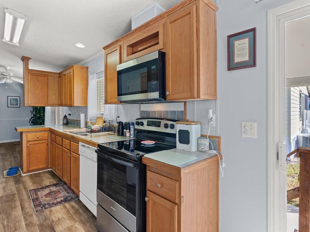 Spanish Lakes Golf Village - Residential