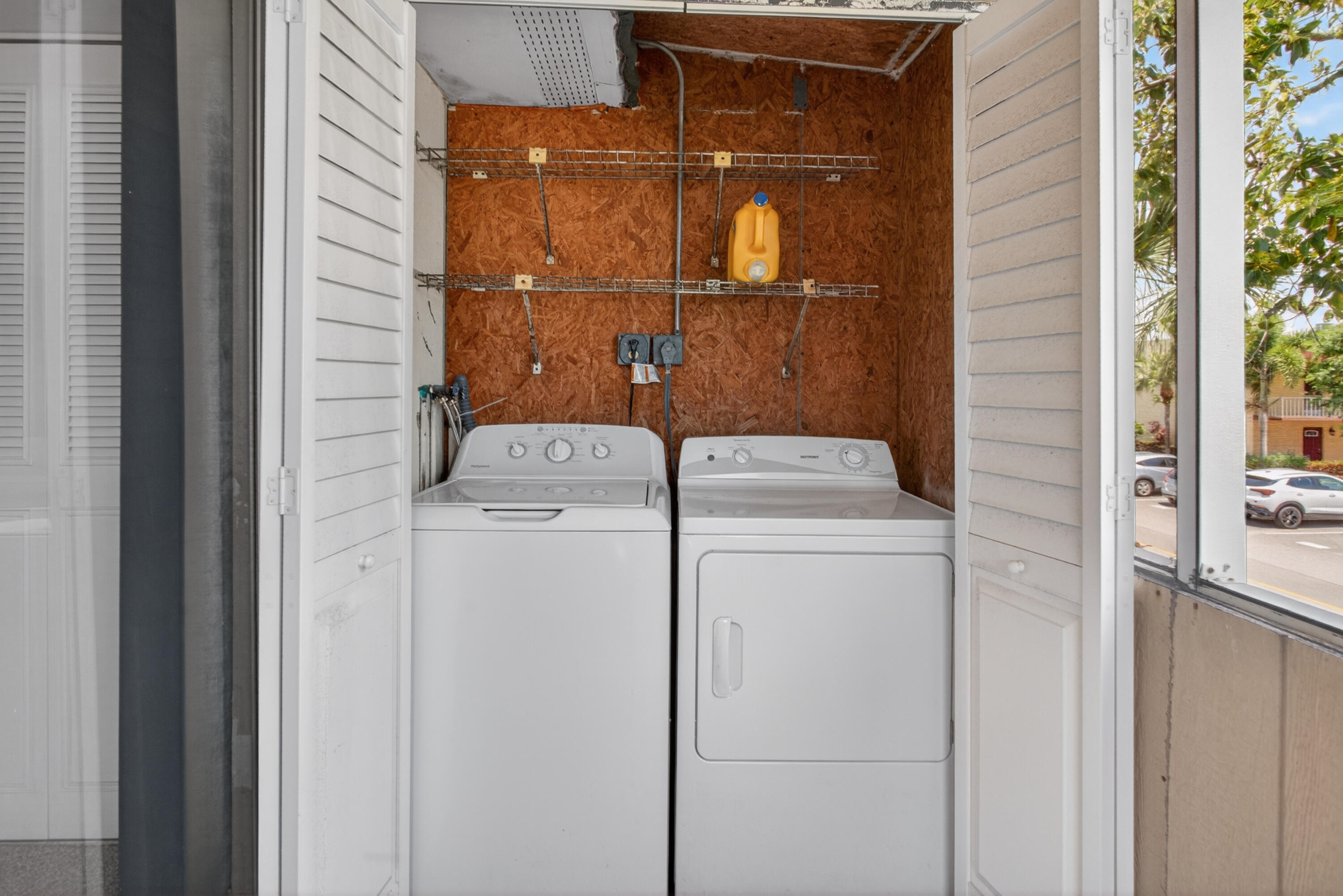 KINGS POINT FLANDERS CONDOS - Residential