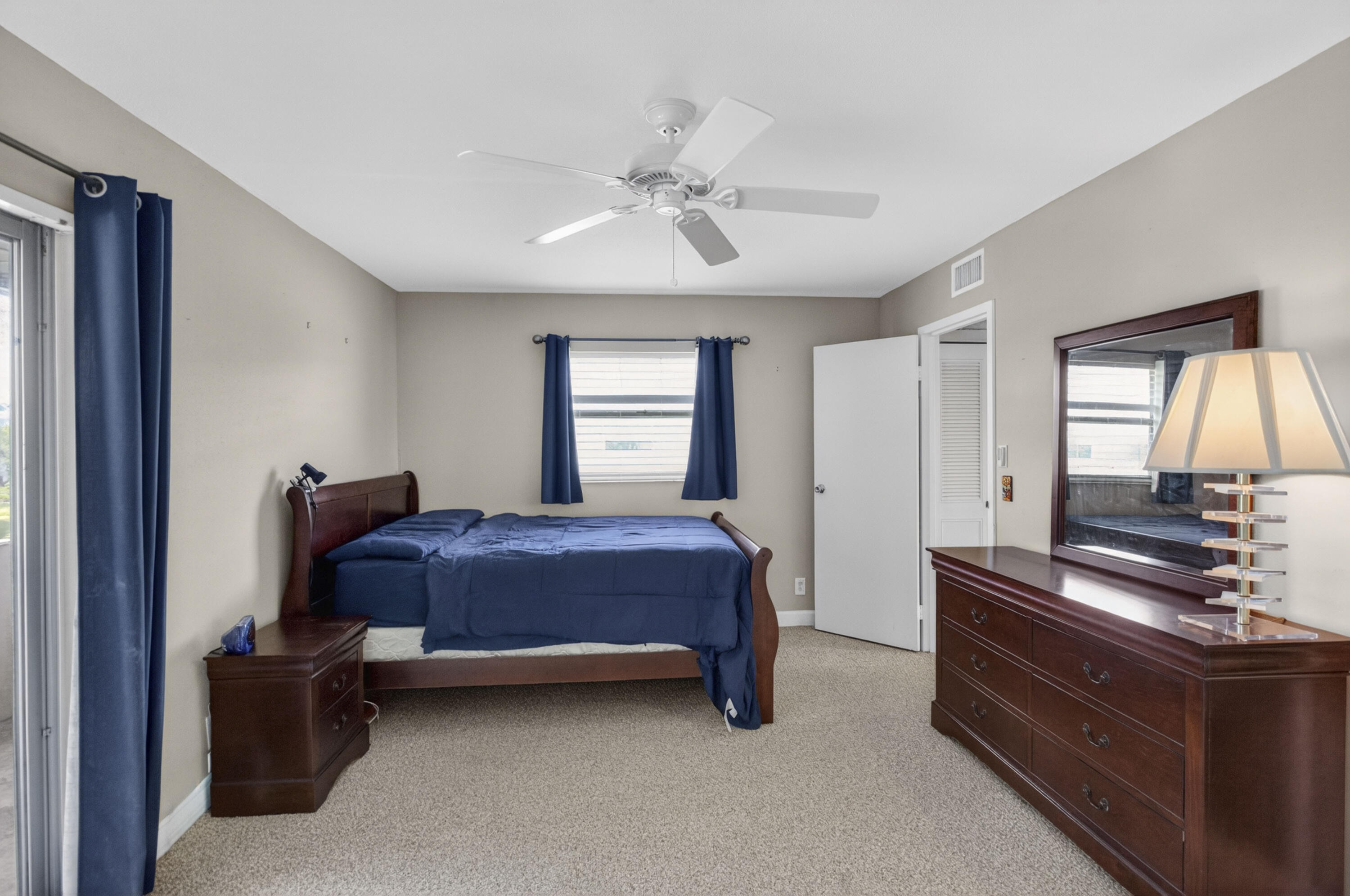 KINGS POINT FLANDERS CONDOS - Residential