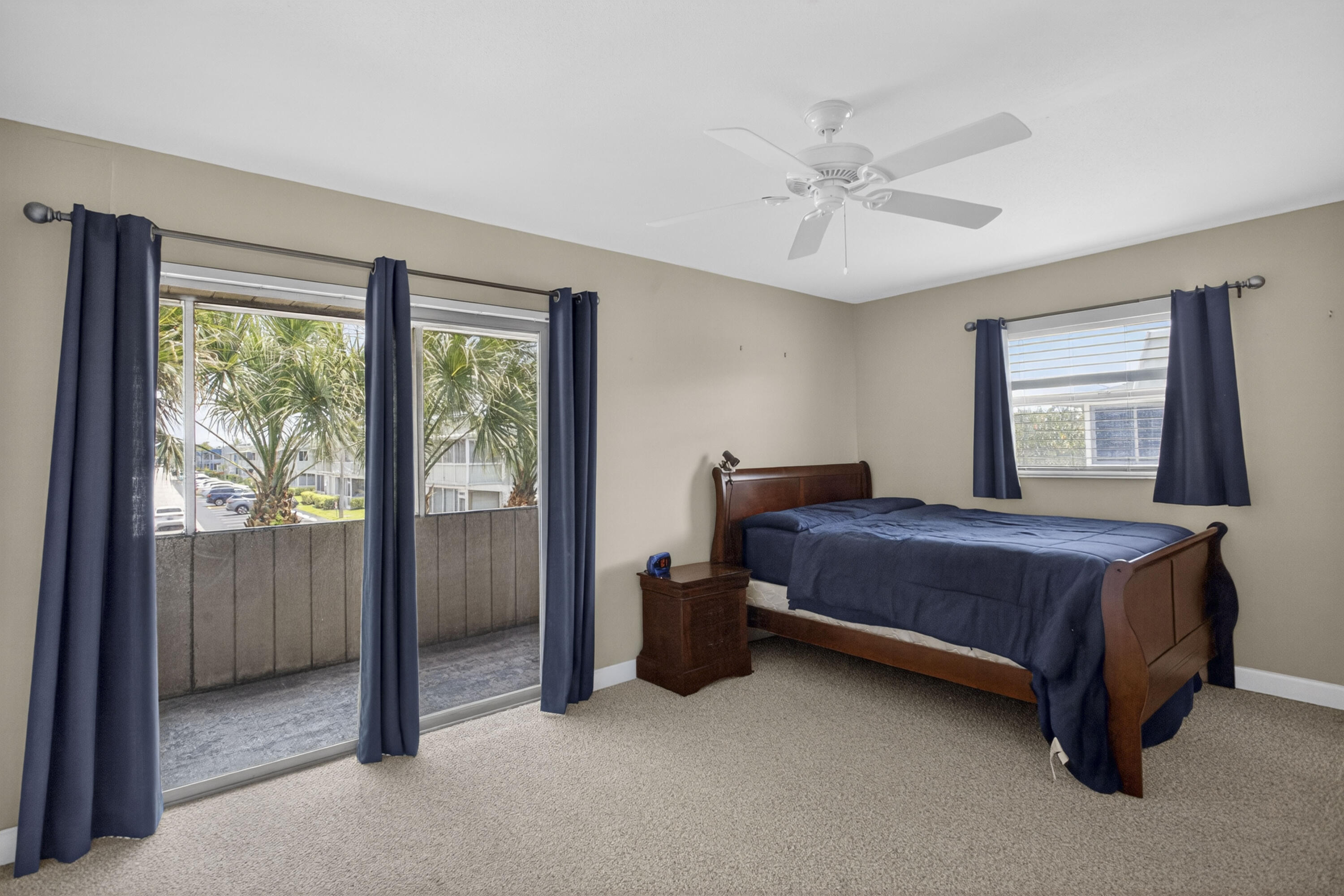 KINGS POINT FLANDERS CONDOS - Residential