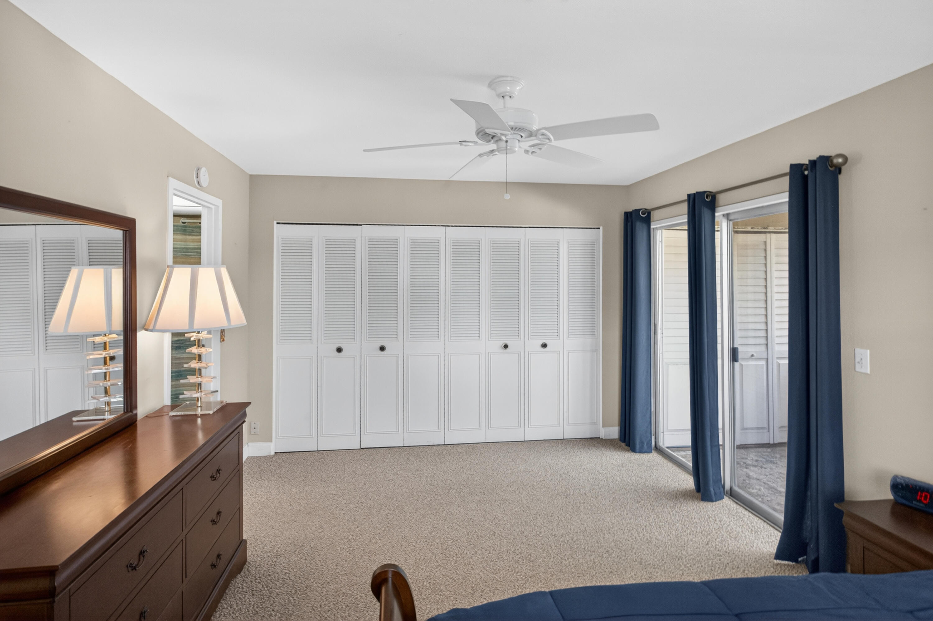 KINGS POINT FLANDERS CONDOS - Residential