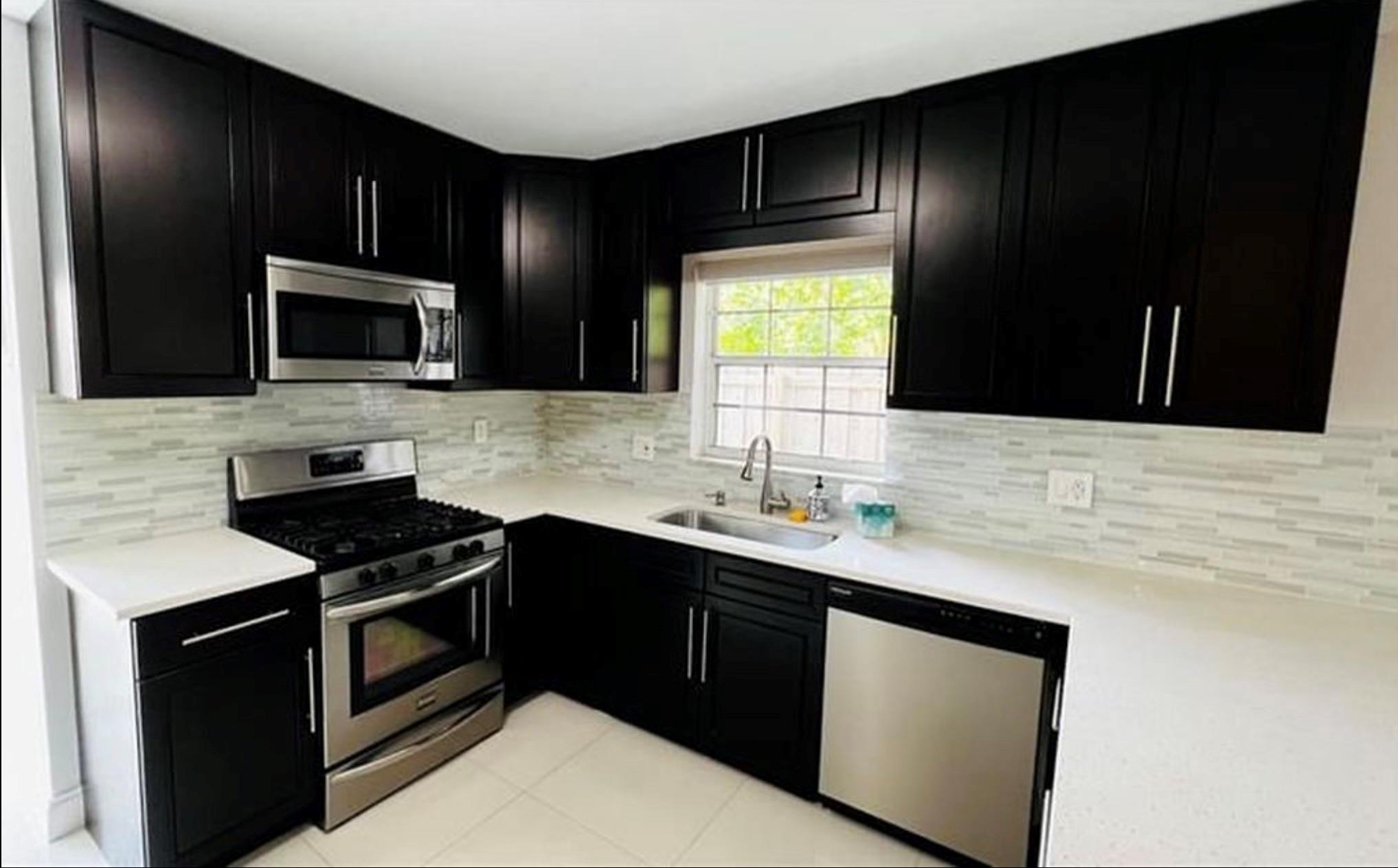 Sailboat Bend - Residential Lease