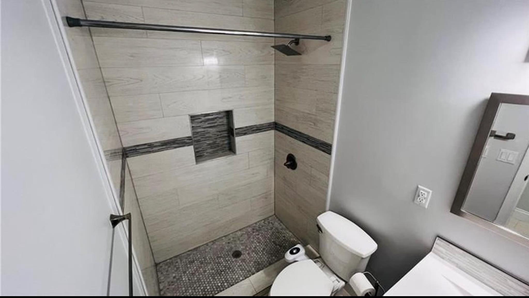 Sailboat Bend - Residential Lease