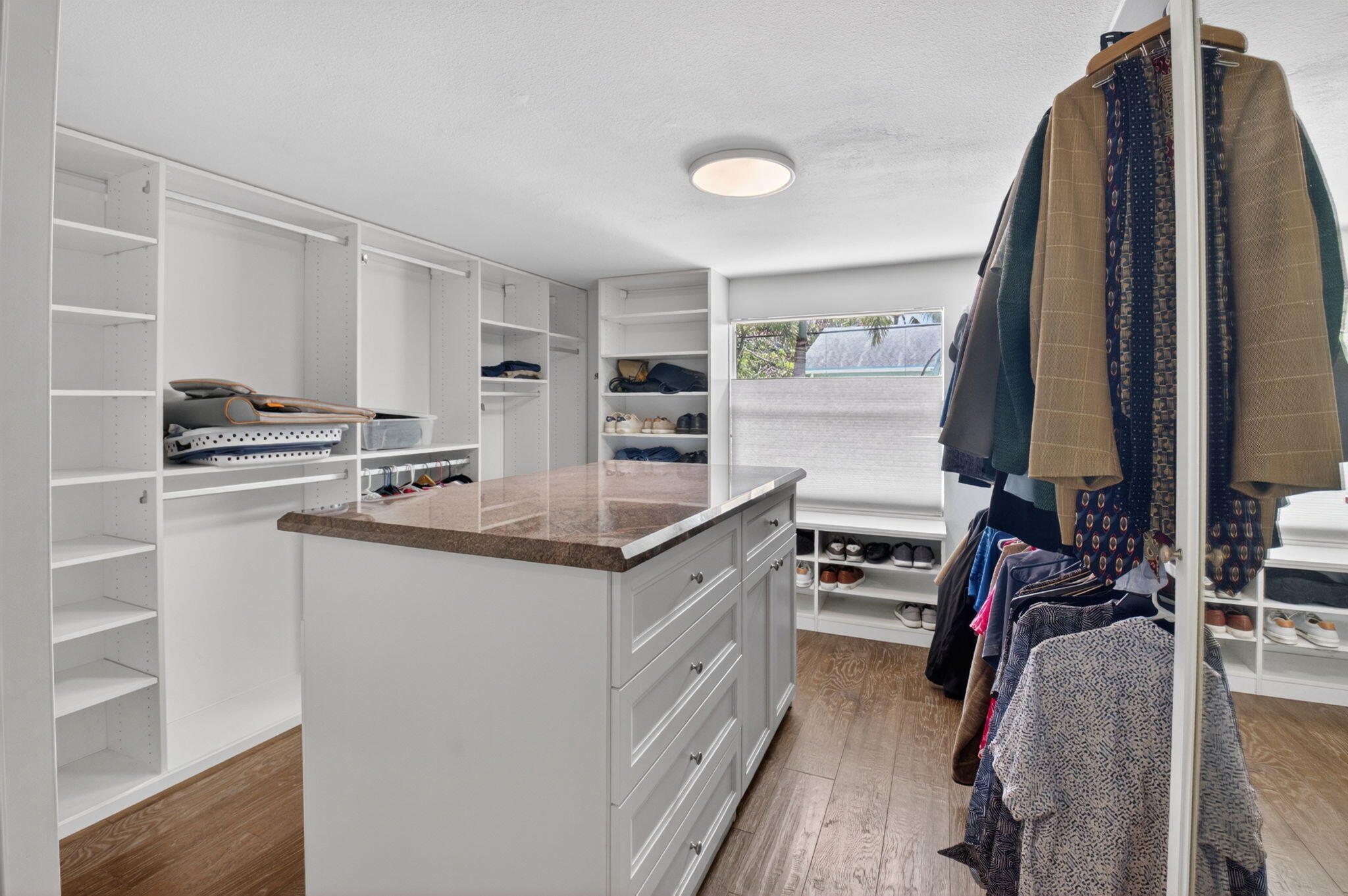 LAKE IDA SHORES 1ST ADD - Residential