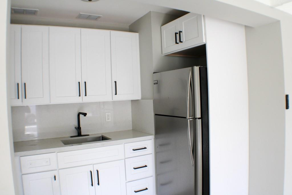 Lauderdale 2-9 D - Residential Lease