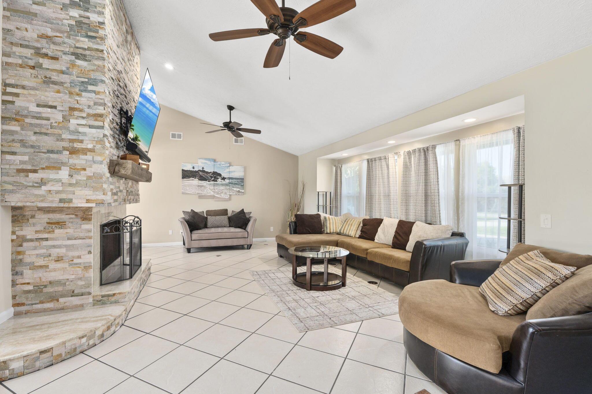 B L STEINBERG DEVELOPMENT - Residential