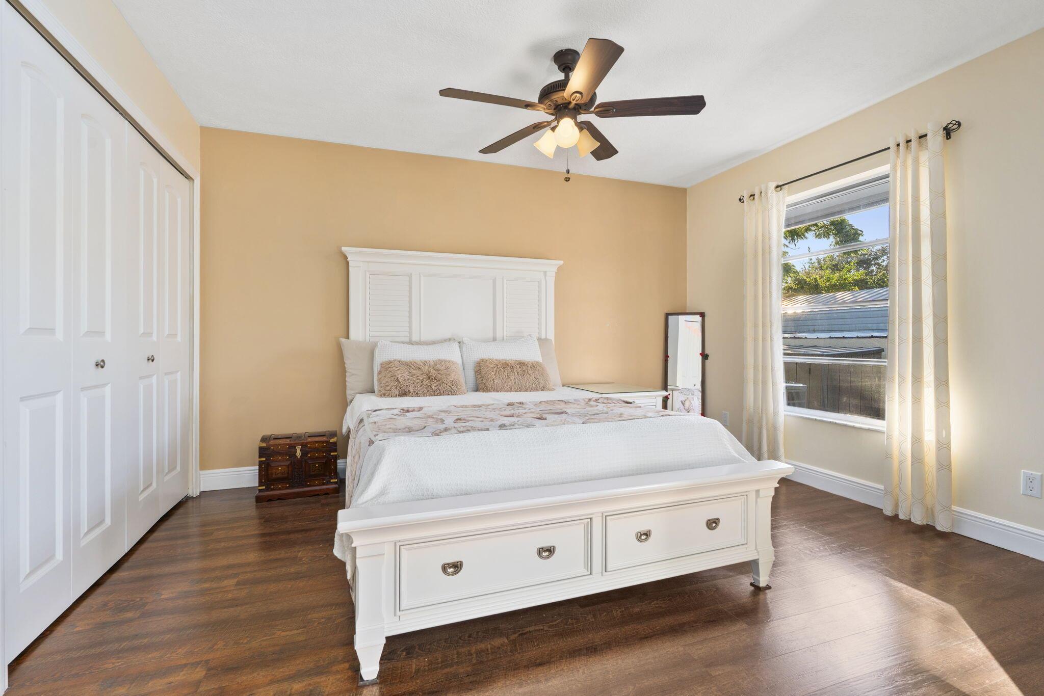 B L STEINBERG DEVELOPMENT - Residential