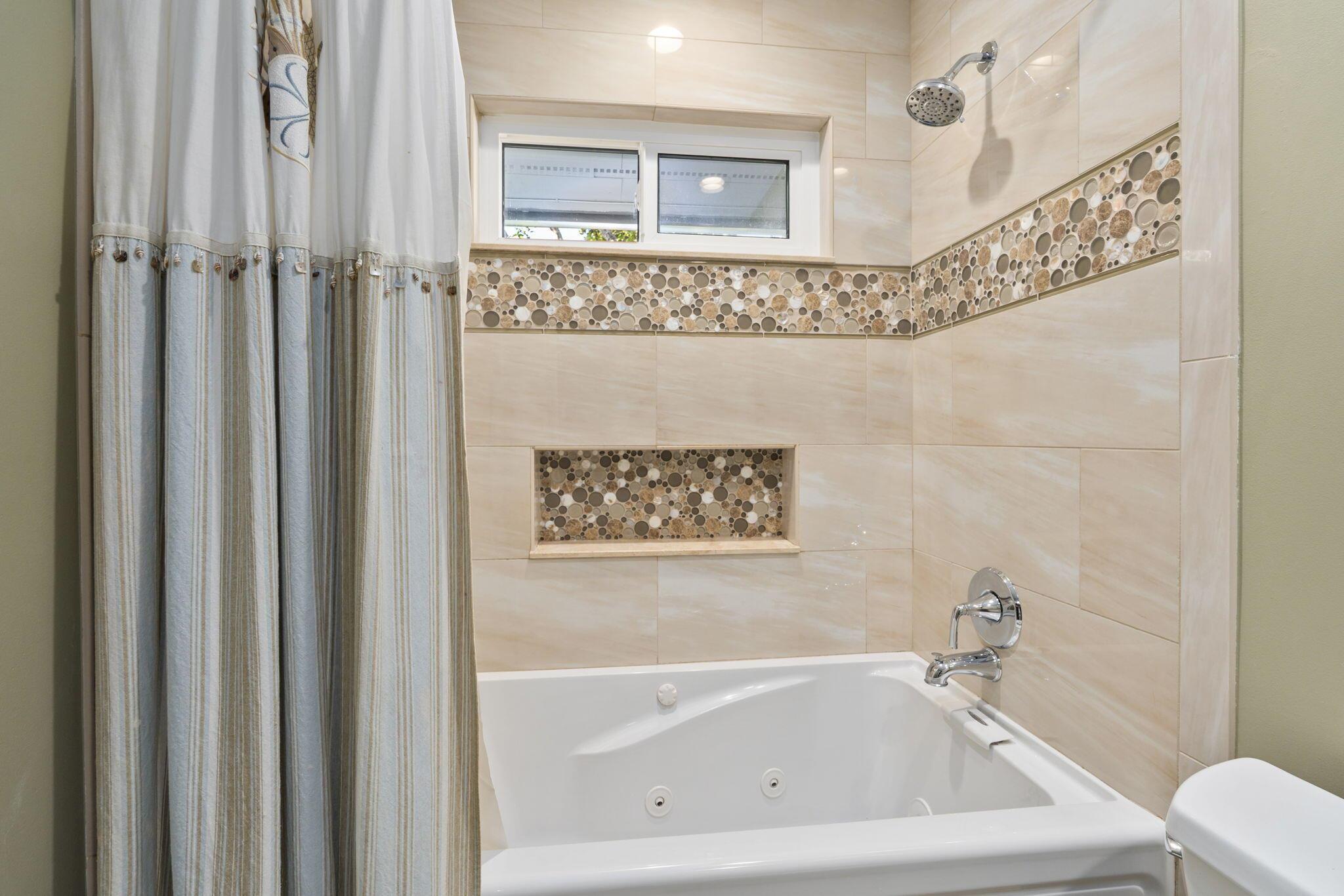 B L STEINBERG DEVELOPMENT - Residential