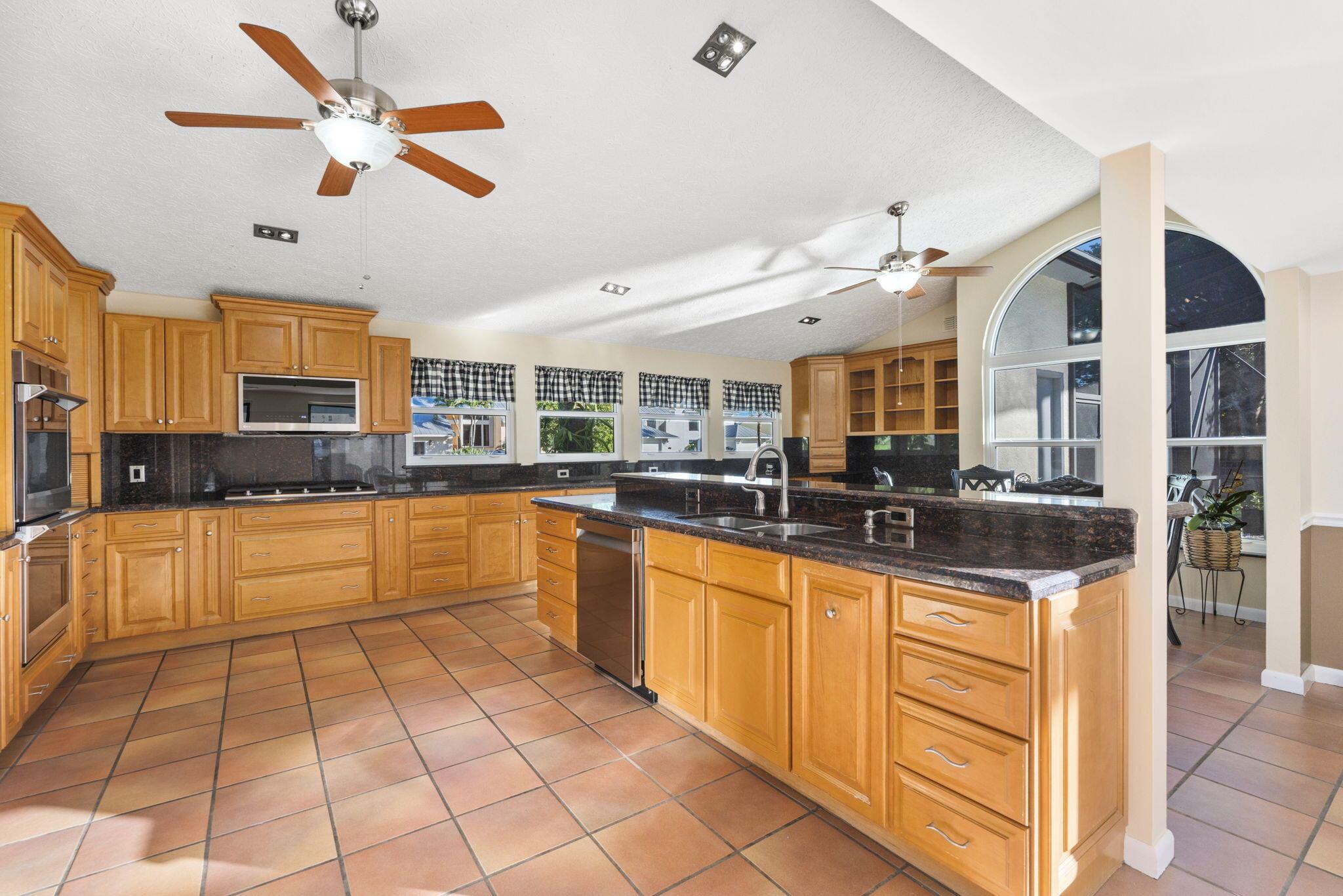 B L STEINBERG DEVELOPMENT - Residential