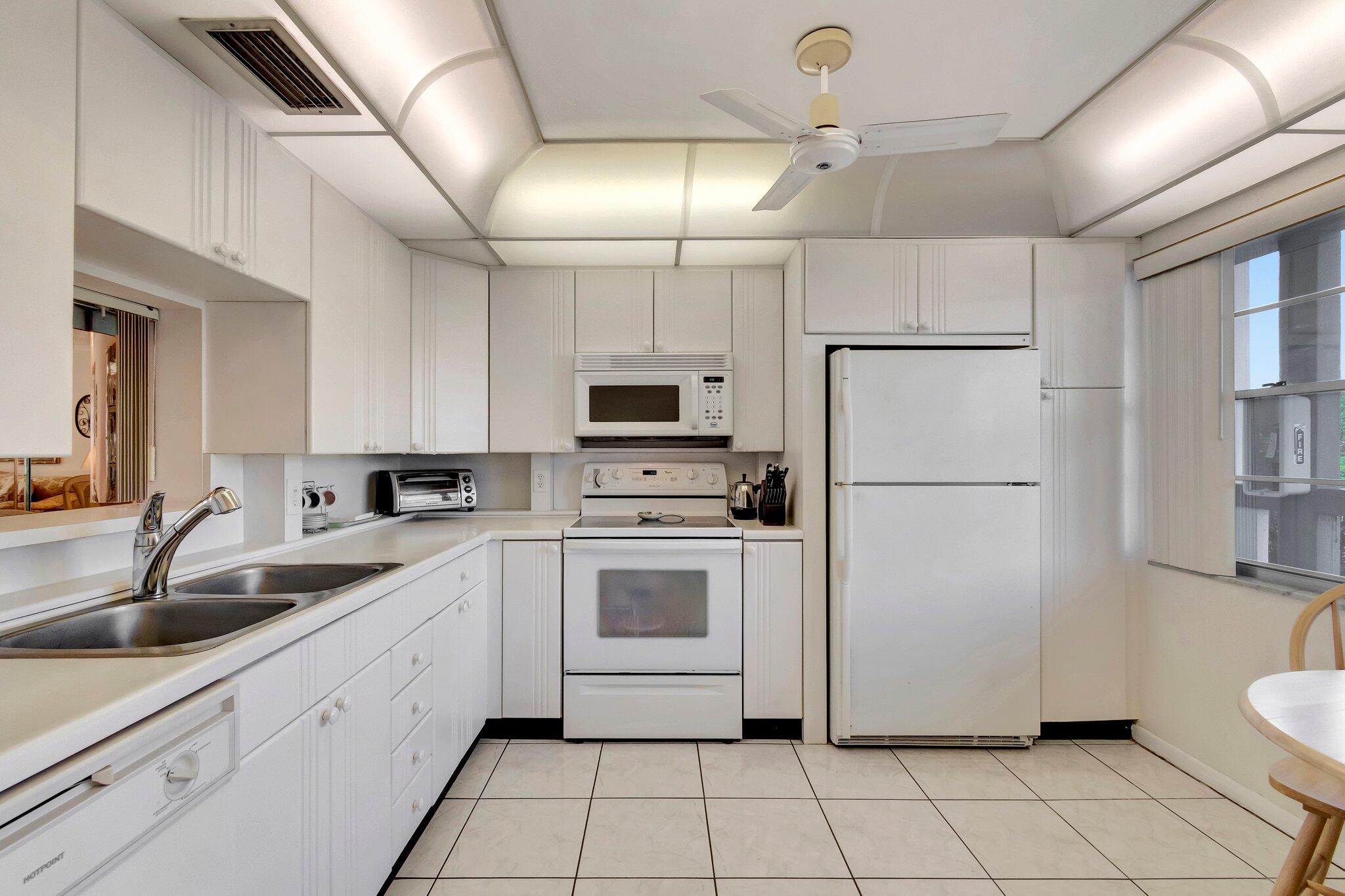 WYNMOOR VILLAGE - Residential