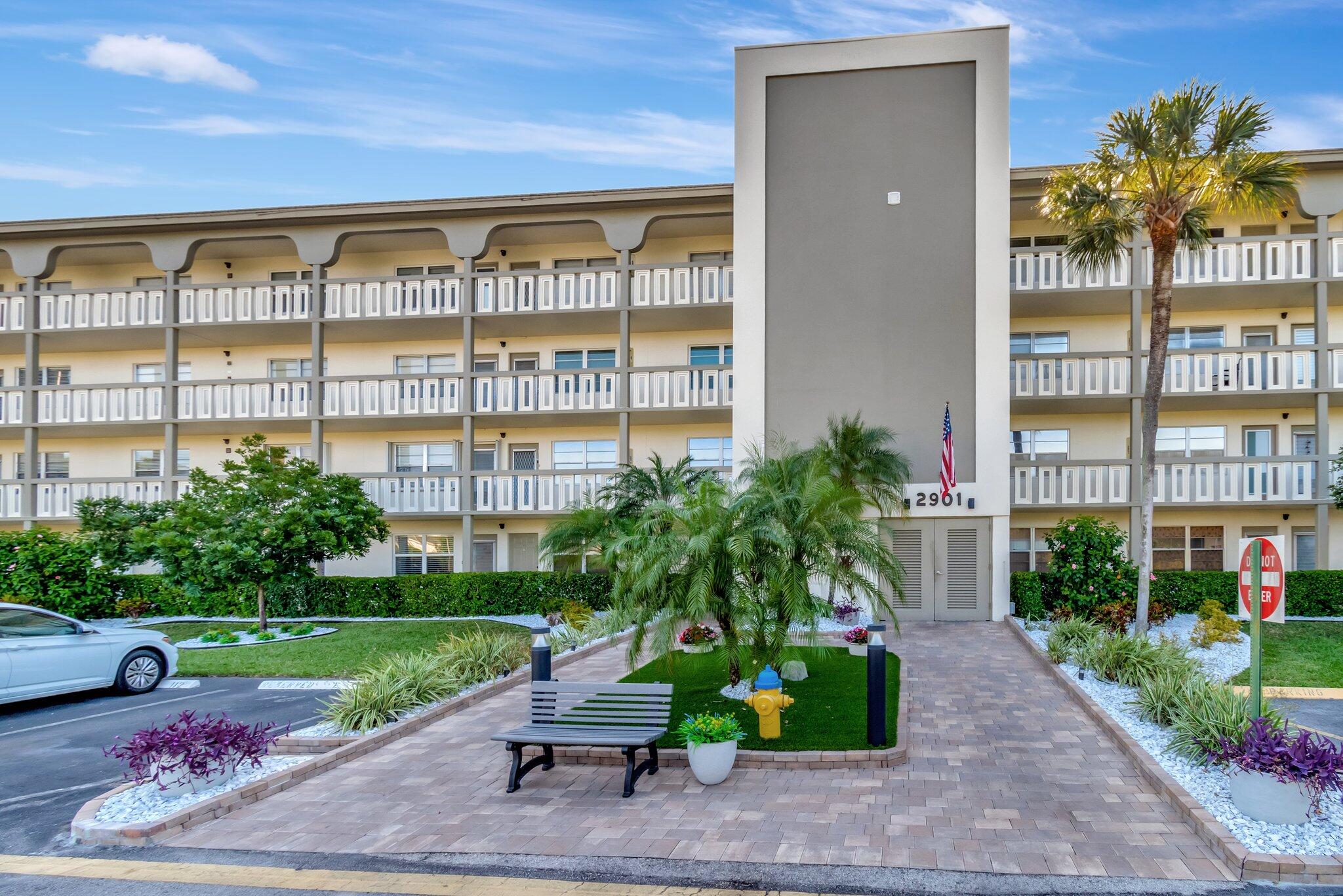 WYNMOOR VILLAGE - Residential