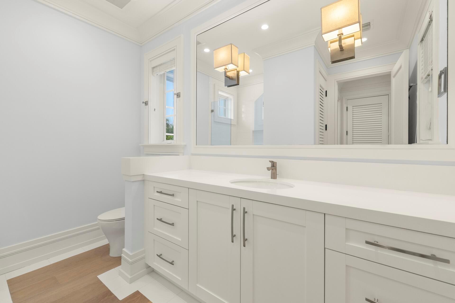 TROPICAL SHORES - Residential